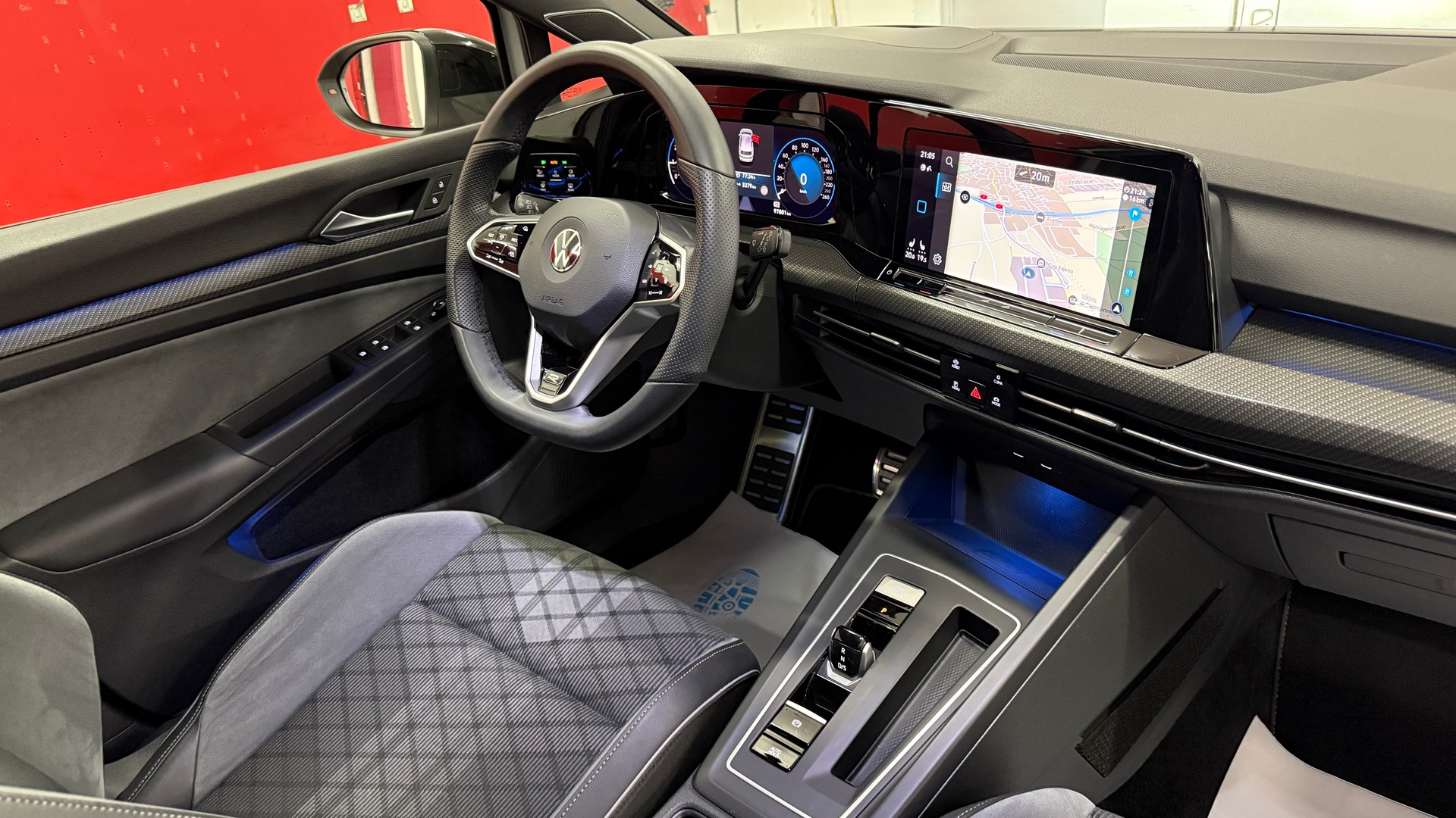 VW Golf 1.5 eTSI mHEV ACT R-Line DSG voller Ausstattung, frsich ab MFK Werkgarntie bis Mai 2026-image-18