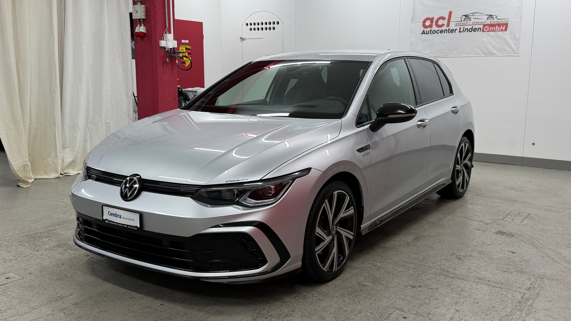 VW Golf 1.5 eTSI mHEV ACT R-Line DSG voller Ausstattung, frsich ab MFK Werkgarntie bis Mai 2026-showroom-element-2