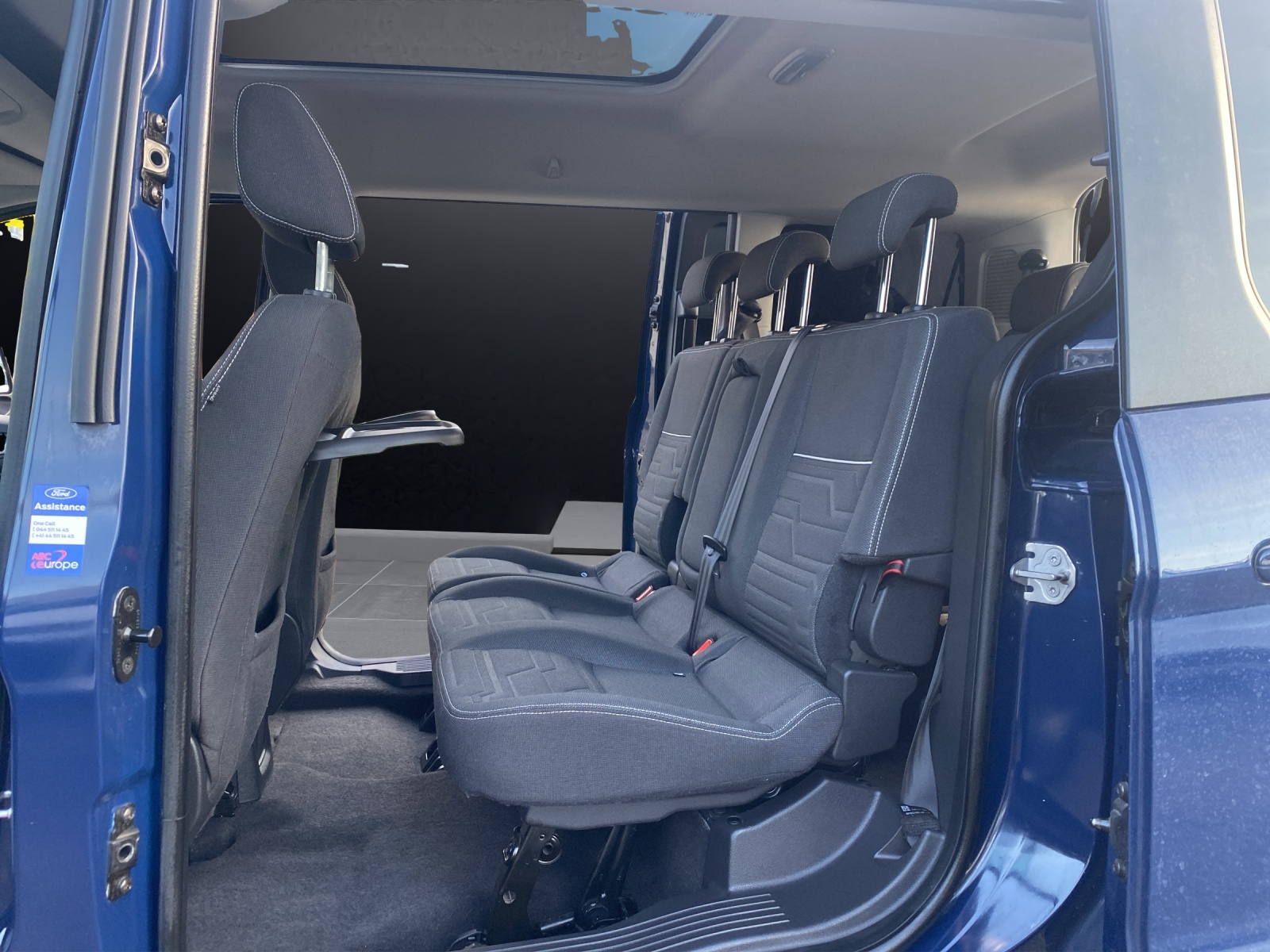 FORD Grand Tourneo Connect 1.5 TDCi Titanium Powershift : 7-Sitzer Automat Diesel | 120 PS | Frisch ab MFK & Service“-image-13