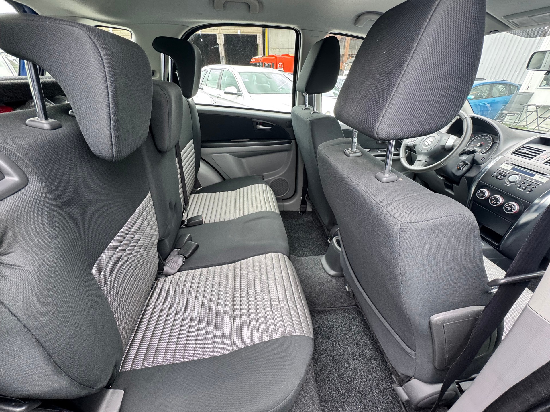 SUZUKI SX4 1.6 16V GL Top 2WD Automatic-image-8