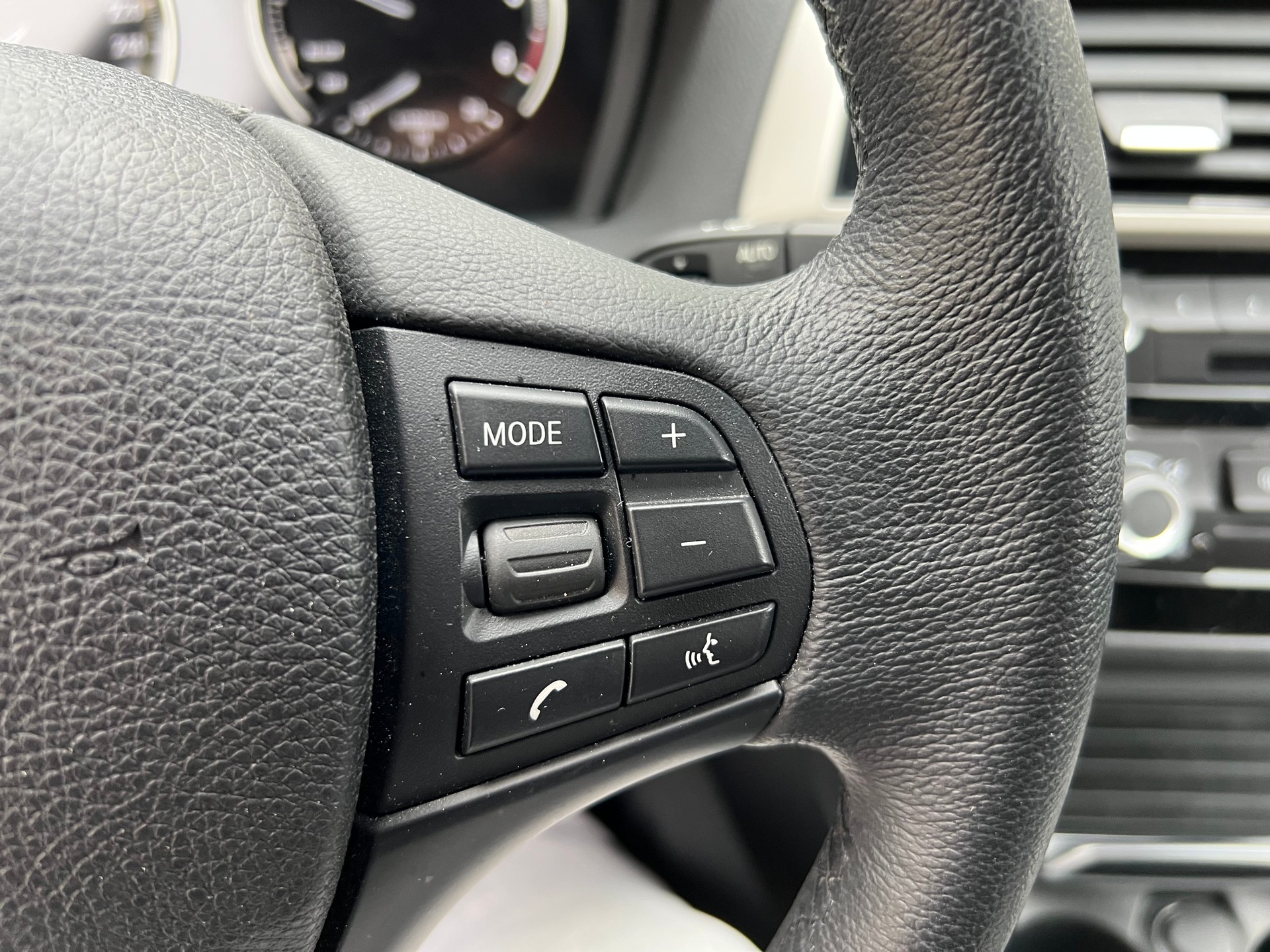 BMW 114d Business-image-10