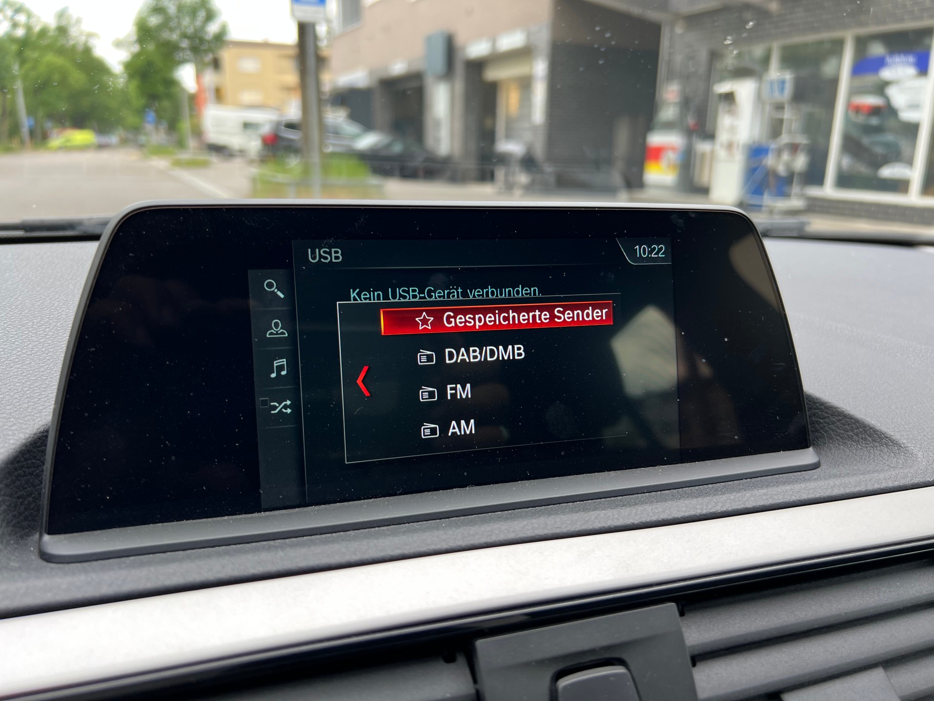 BMW 114d Business-image-14