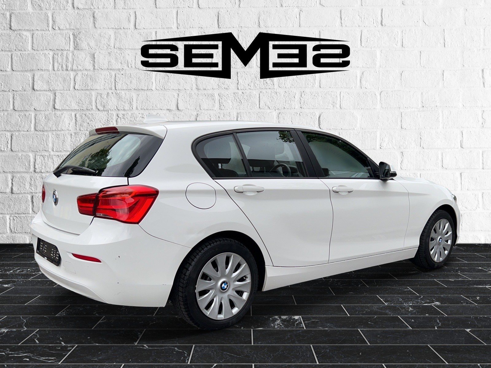 BMW 114d Business-image-4