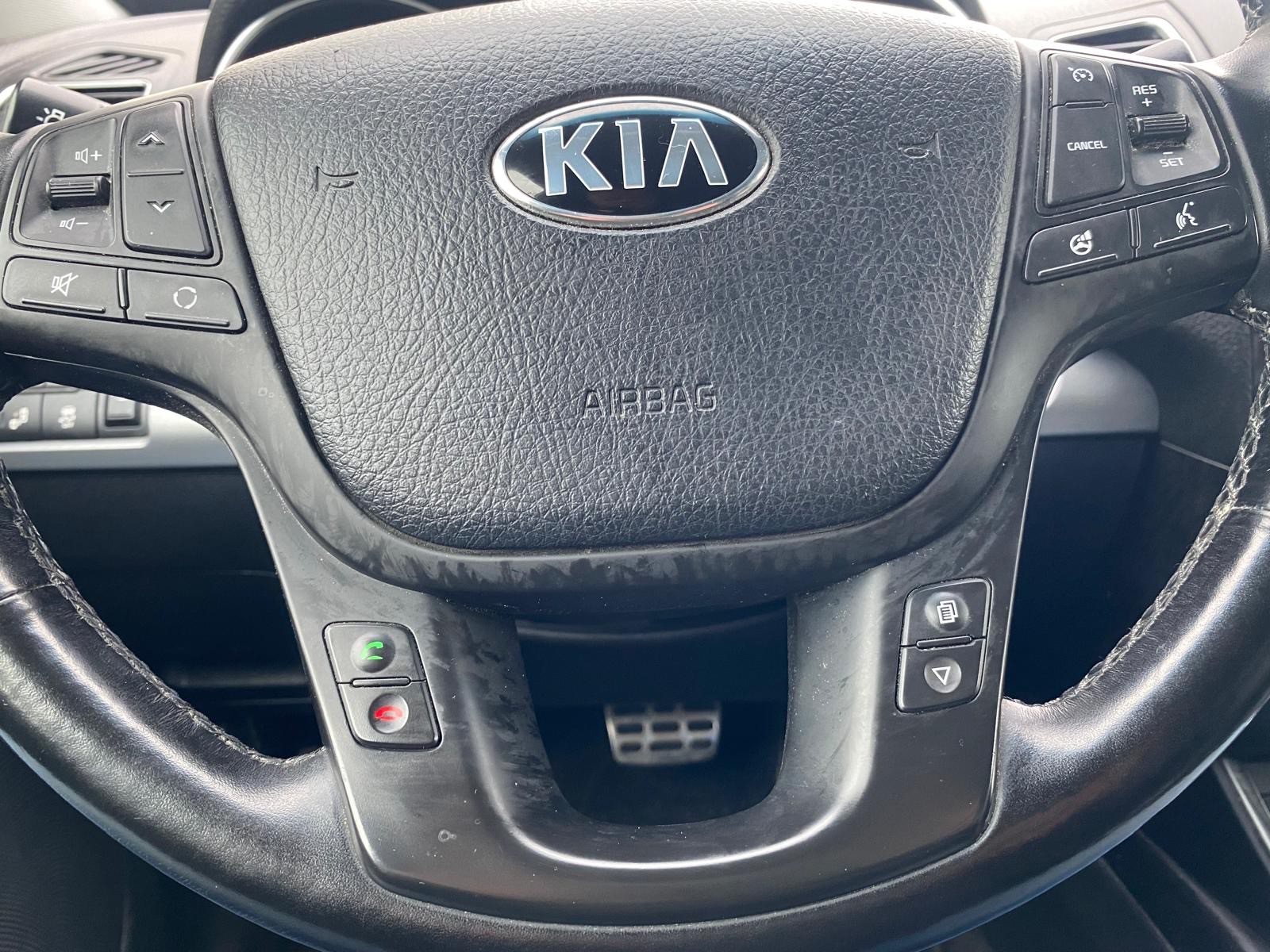KIA Sorento 2.2 CRDI LX Automatic-image-9