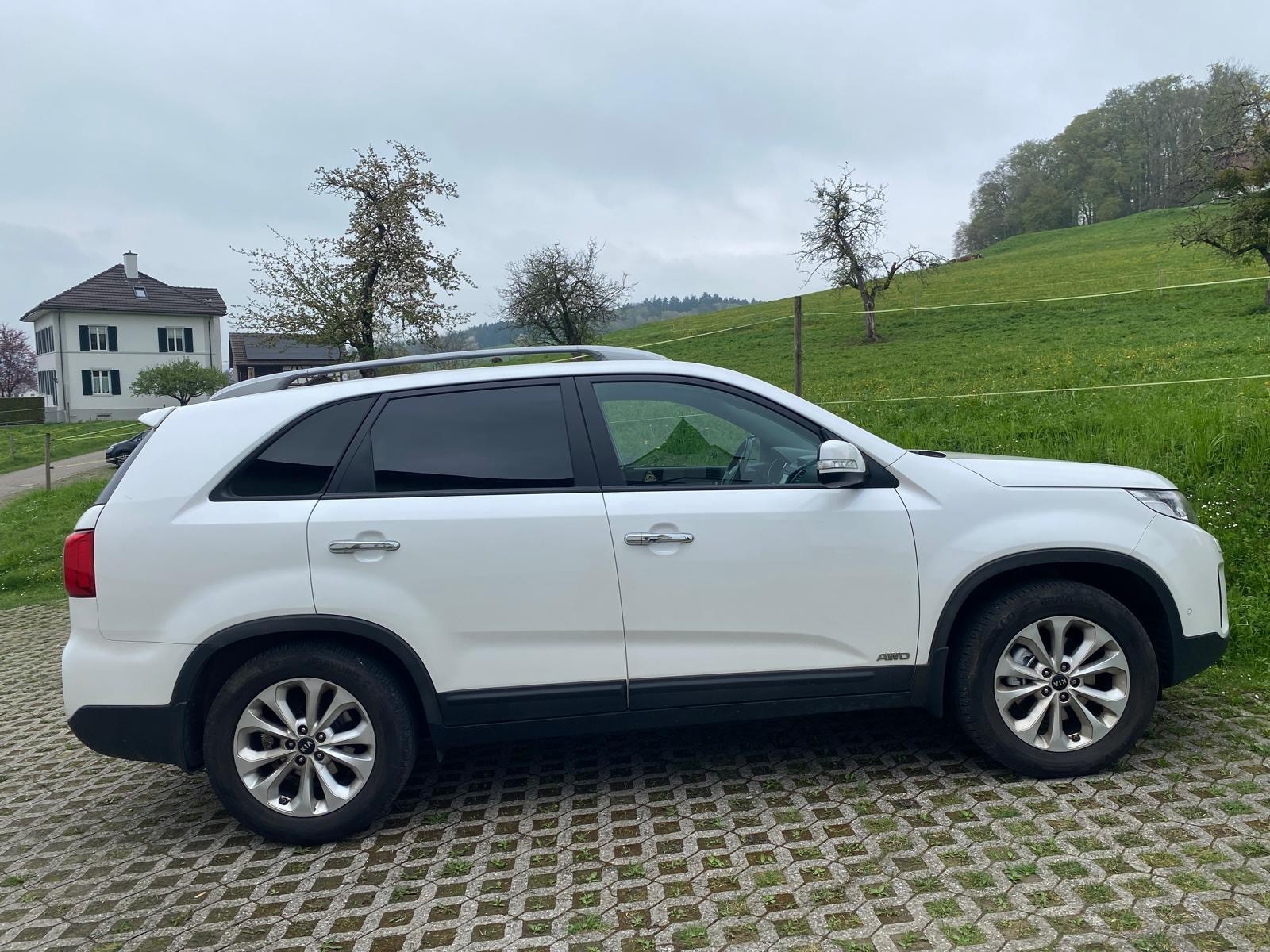 KIA Sorento 2.2 CRDI LX Automatic-image-2
