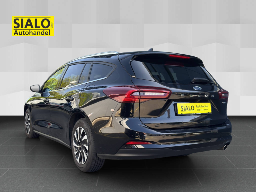 FORD Focus Station Wagon 1.0i EcoB Hybrid 155 Titanium X-image-4