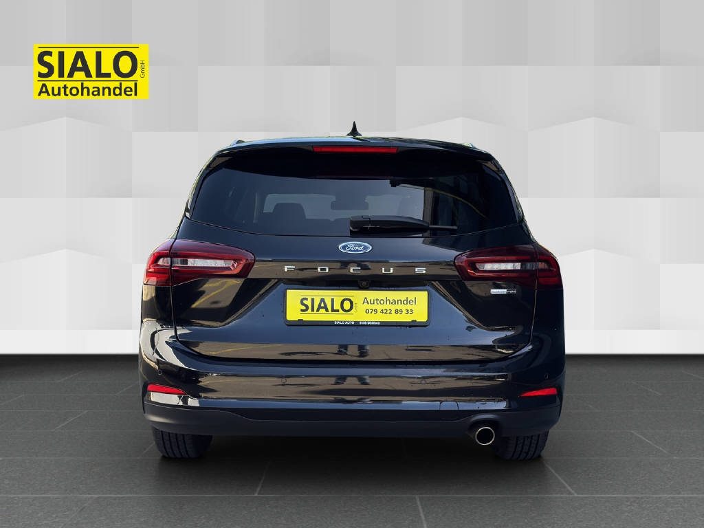 FORD Focus Station Wagon 1.0i EcoB Hybrid 155 Titanium X-image-6