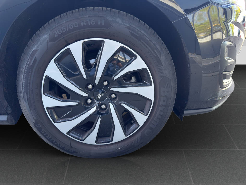 FORD Focus Station Wagon 1.0i EcoB Hybrid 155 Titanium X-image-7