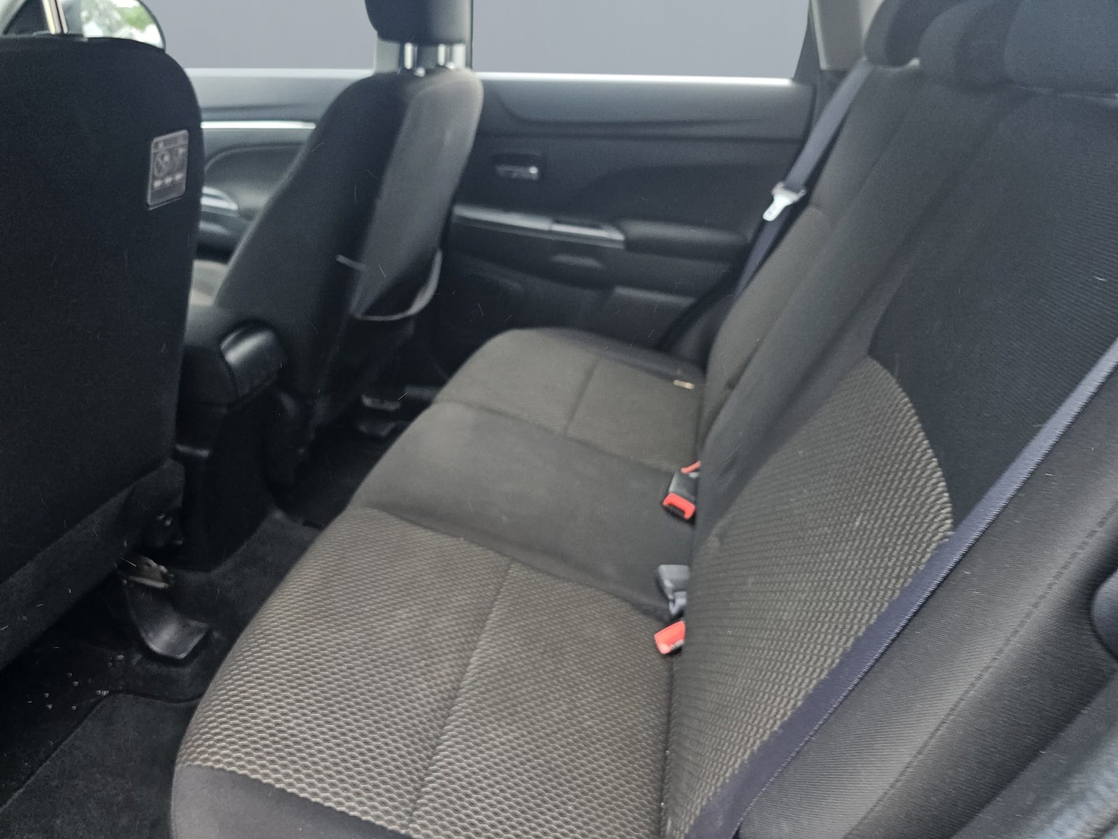 MITSUBISHI ASX 1.6 DID Value 4WD-image-10