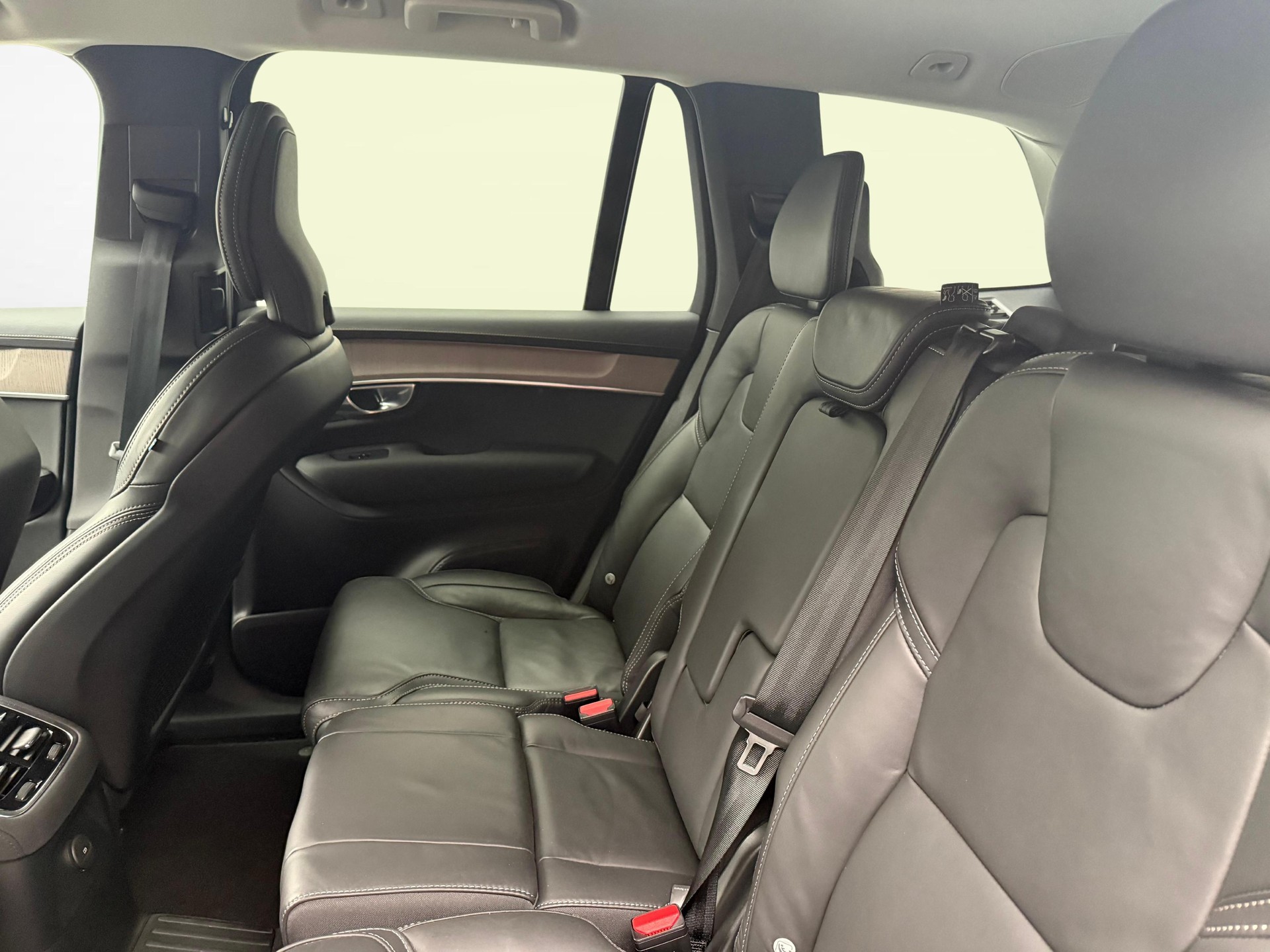 VOLVO XC90 2.0 T8 TE Plus Dark eAWD-image-10