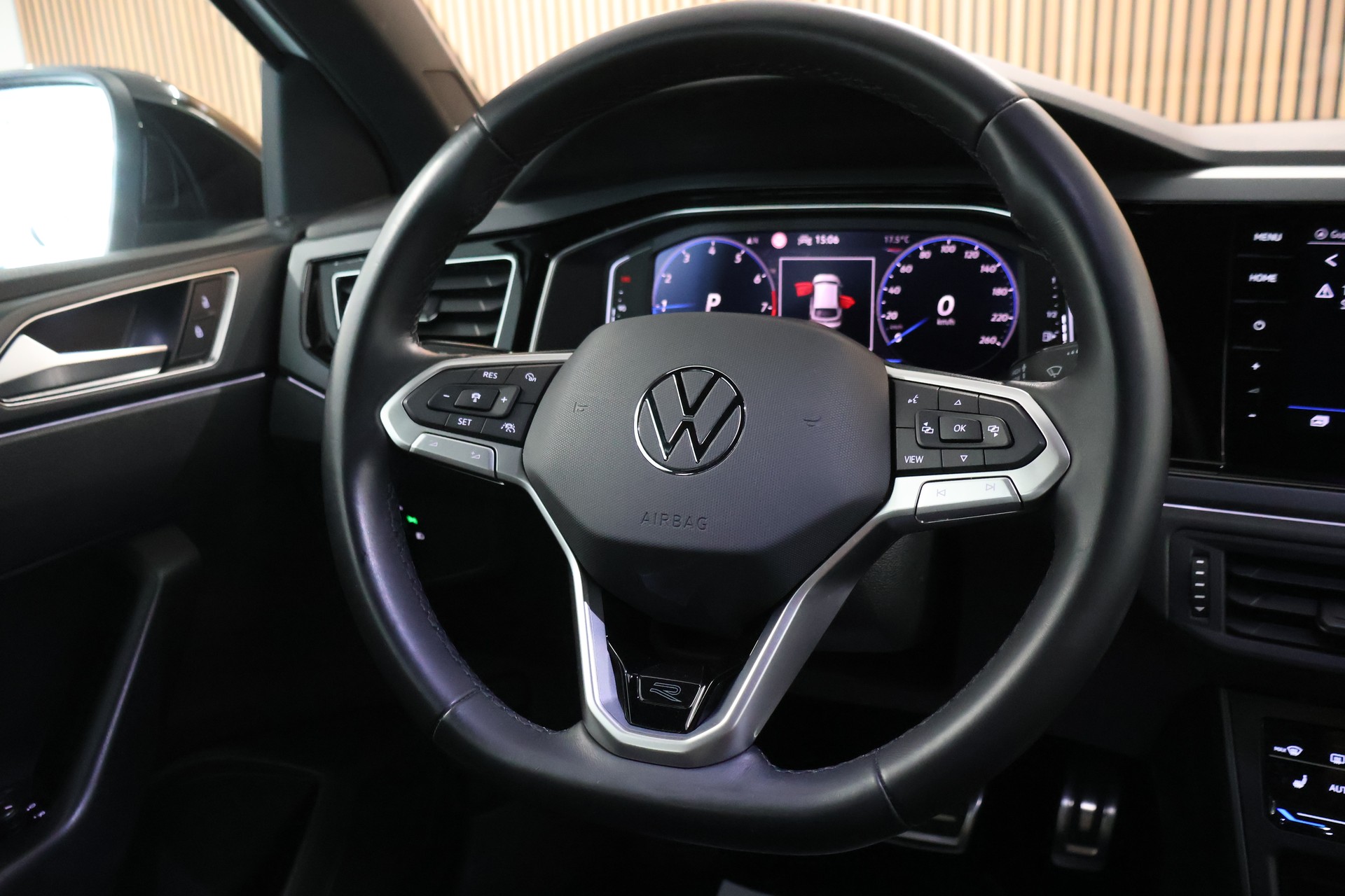 VW Taigo 1.0 TSI R-Line DSG-image-17