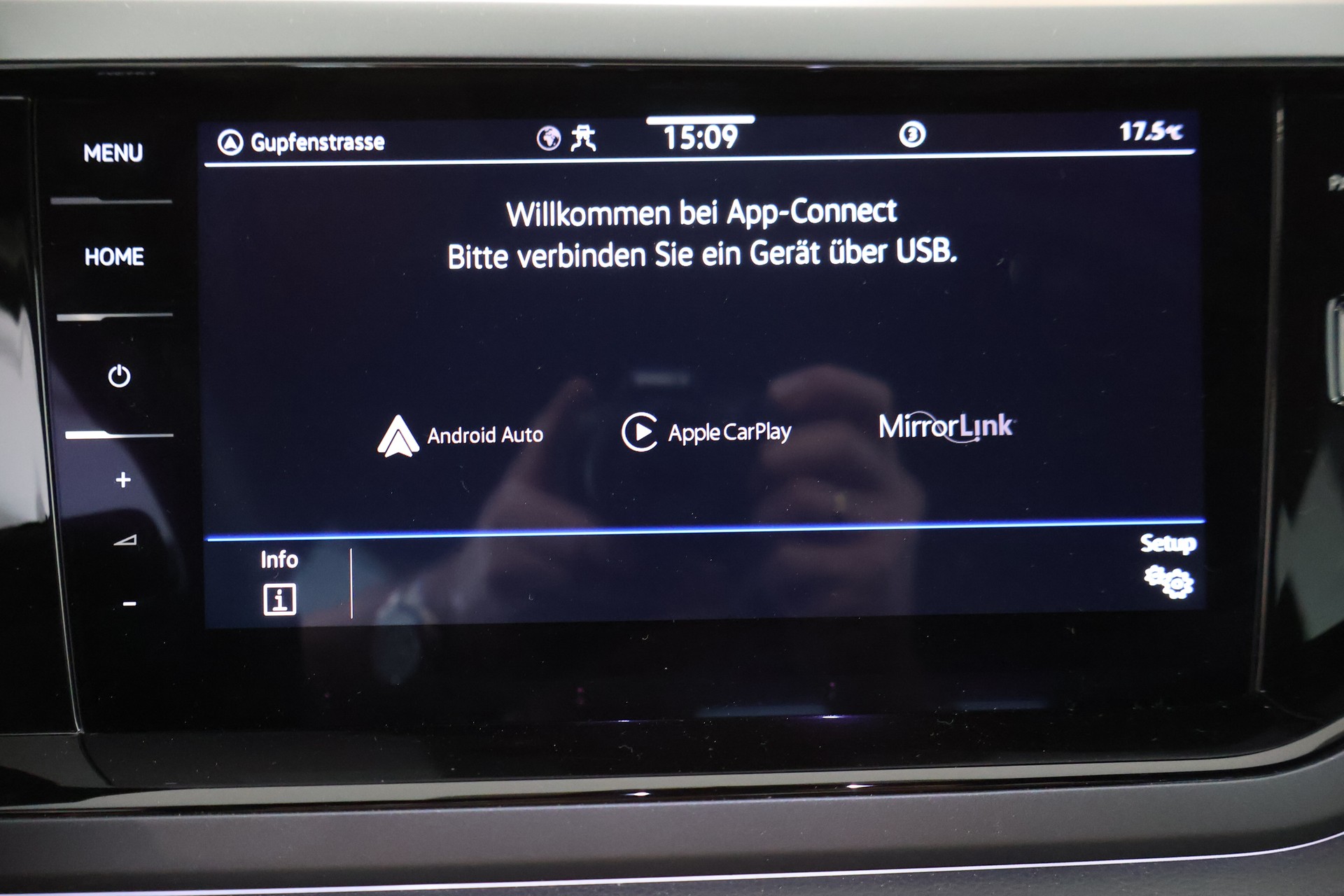 VW Taigo 1.0 TSI R-Line DSG-image-23