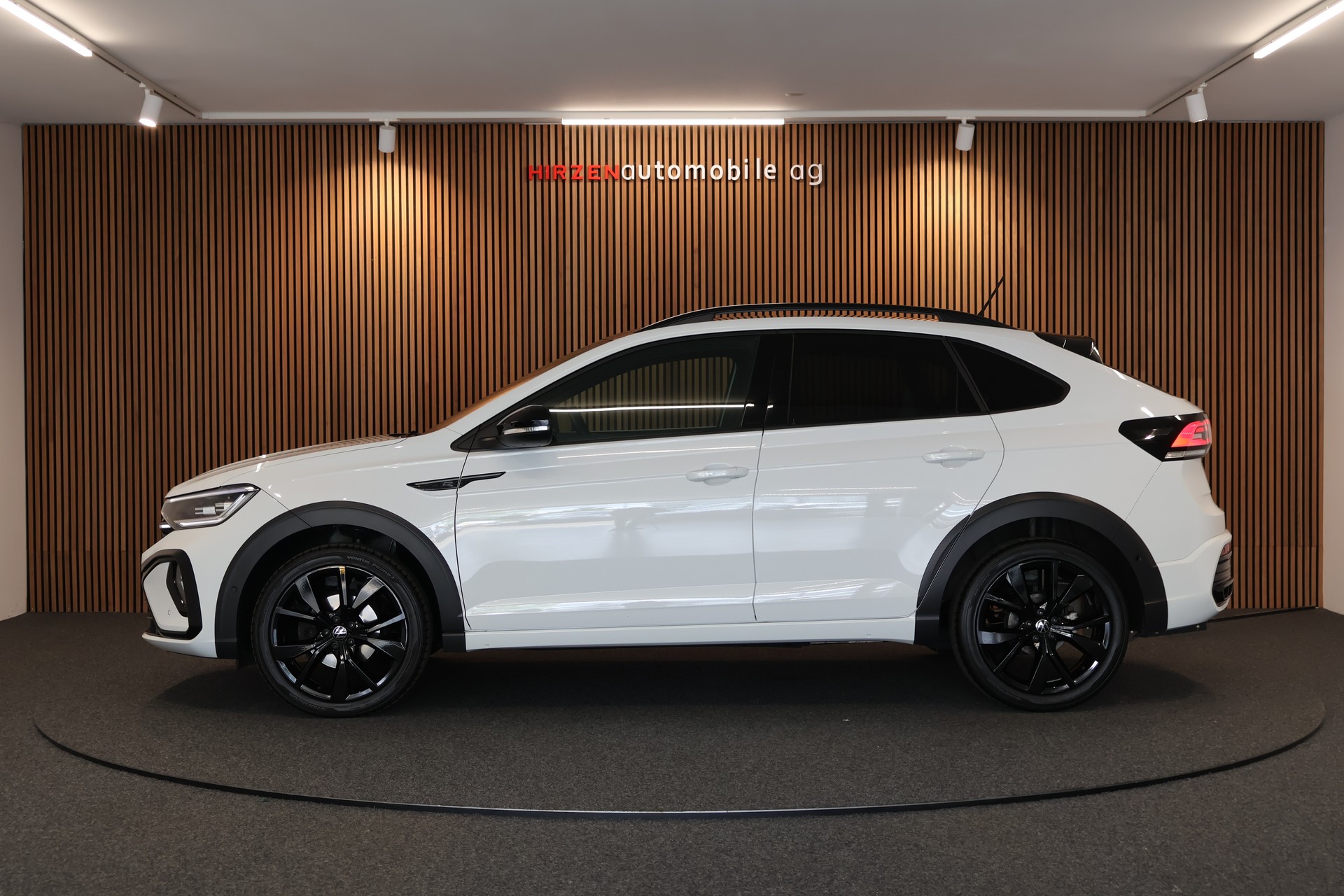 VW Taigo 1.0 TSI R-Line DSG-showroom-element-1