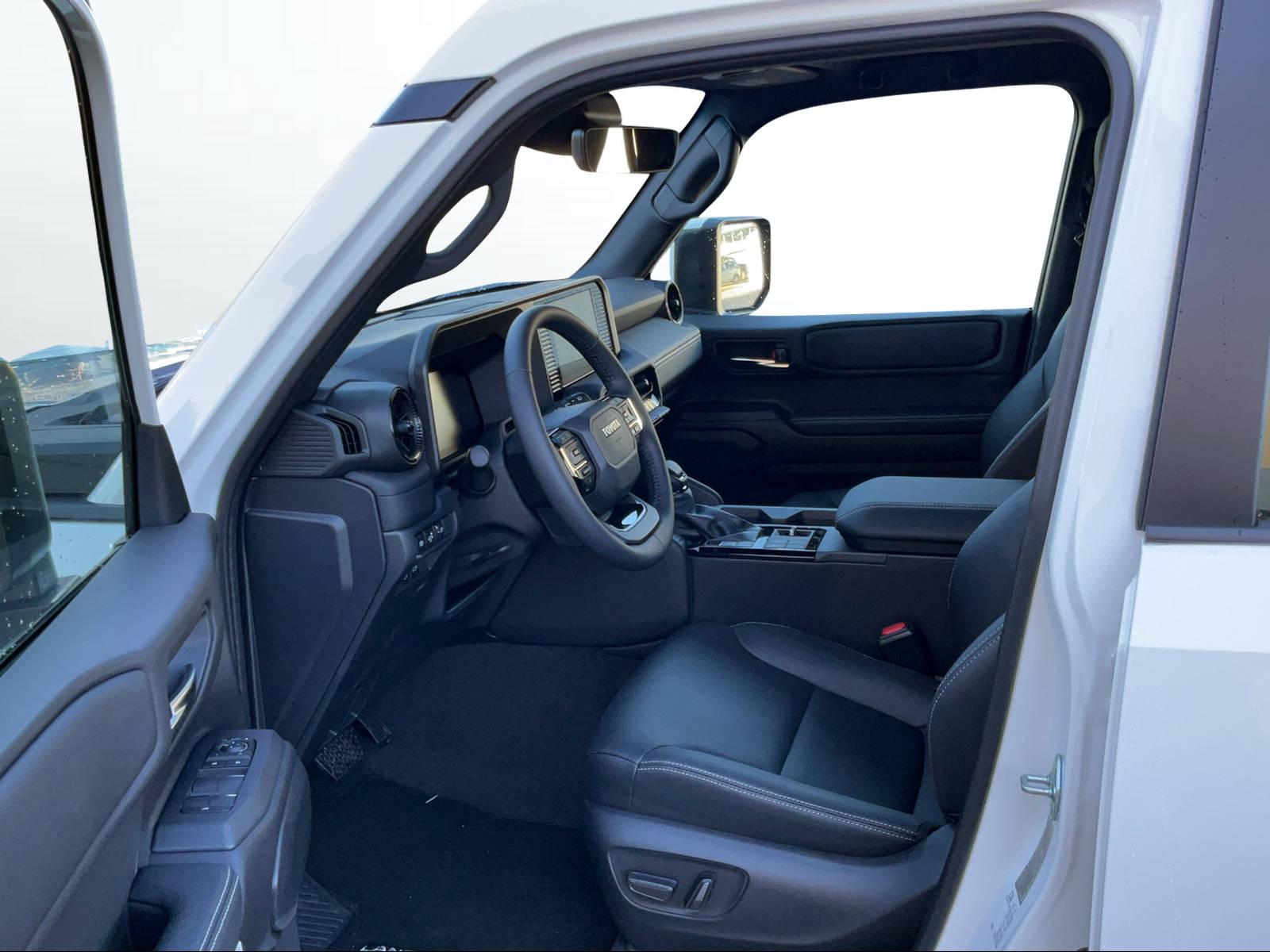 TOYOTA Land Cruiser 2.8 D Comfort-image-4
