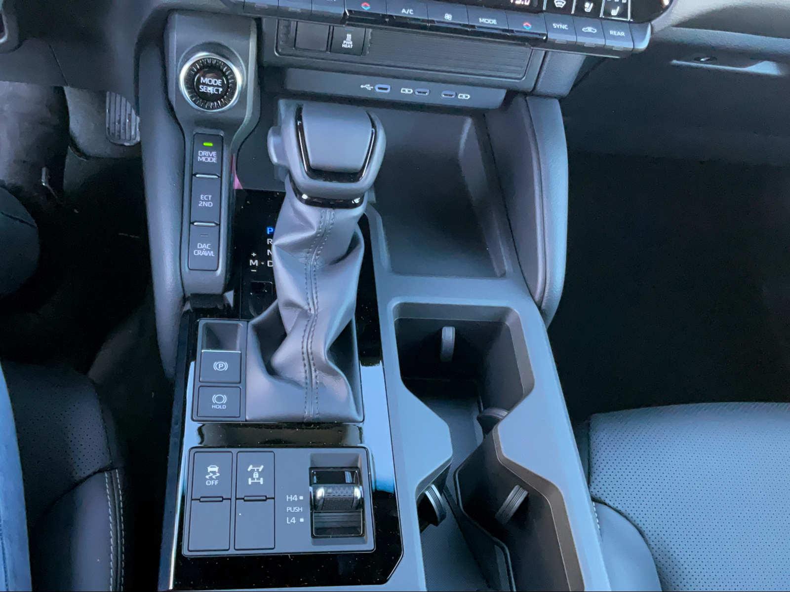 TOYOTA Land Cruiser 2.8 D Comfort-image-3