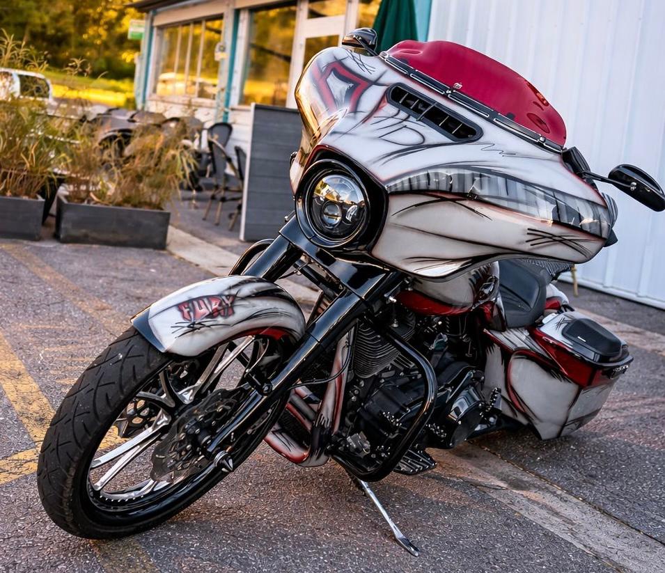 HARLEY-DAVIDSON FLHXS Street Glide Special ABS