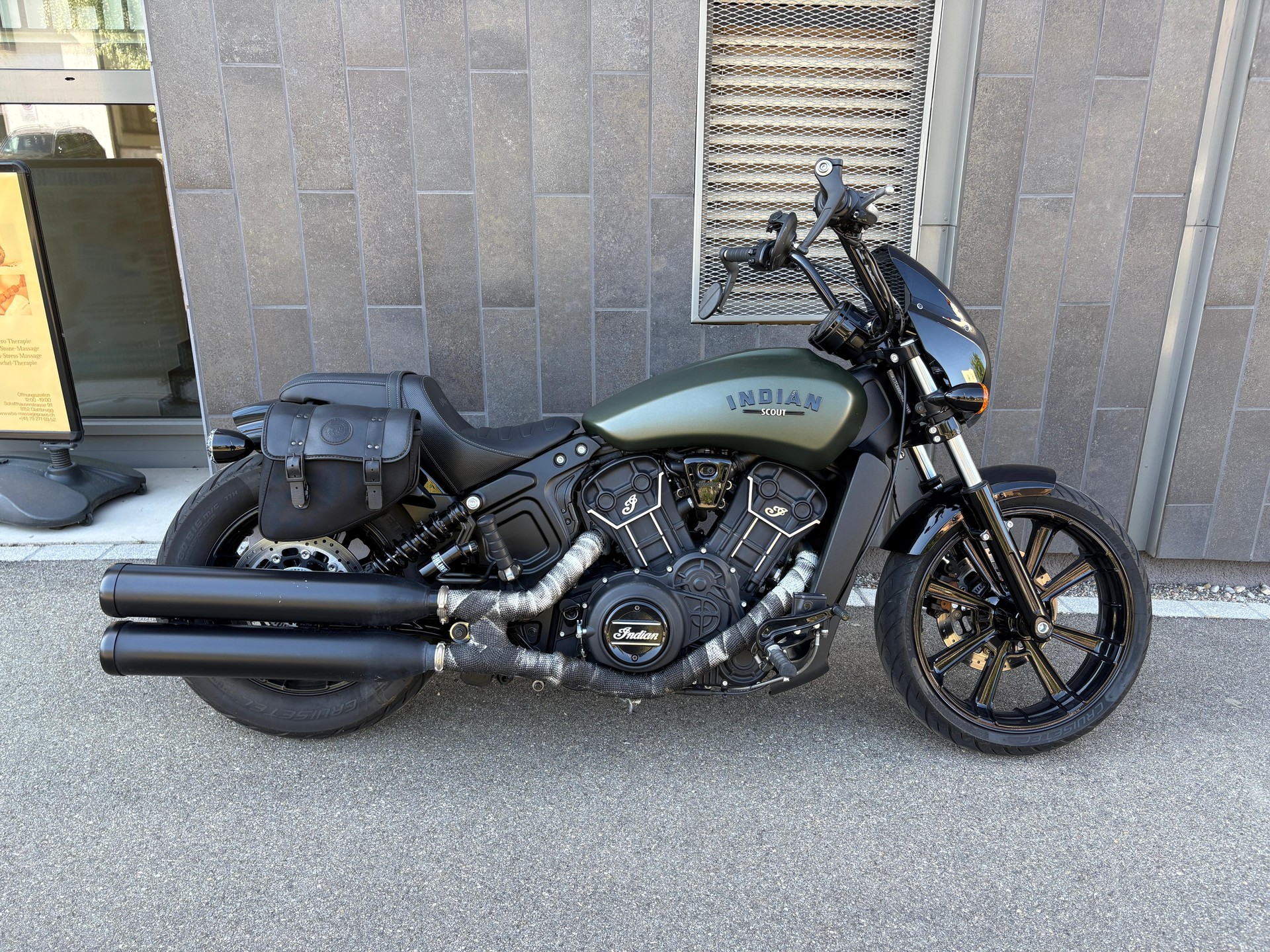 INDIAN Scout Rogue