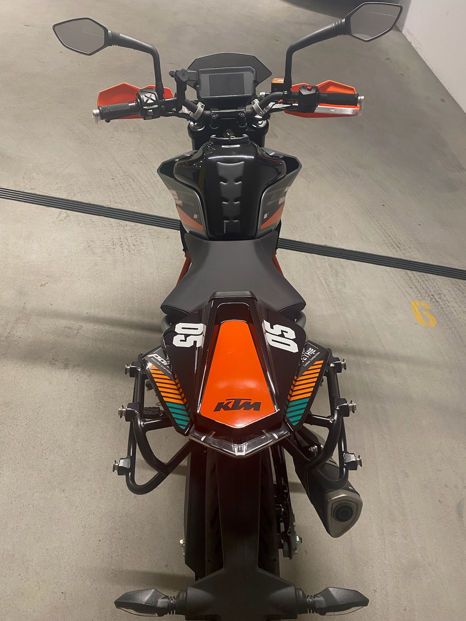 KTM 125 Duke-image-3