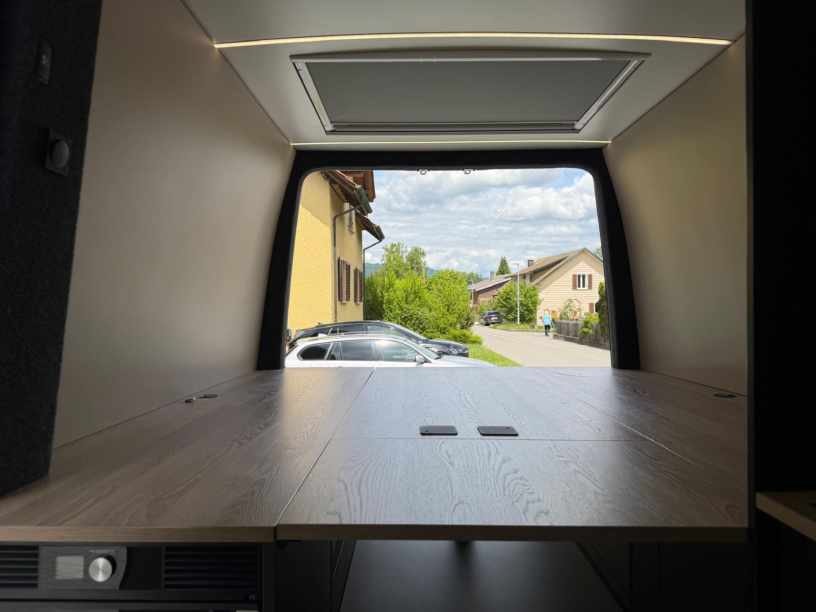 MERCEDES-BENZ 319 CDI-image-16