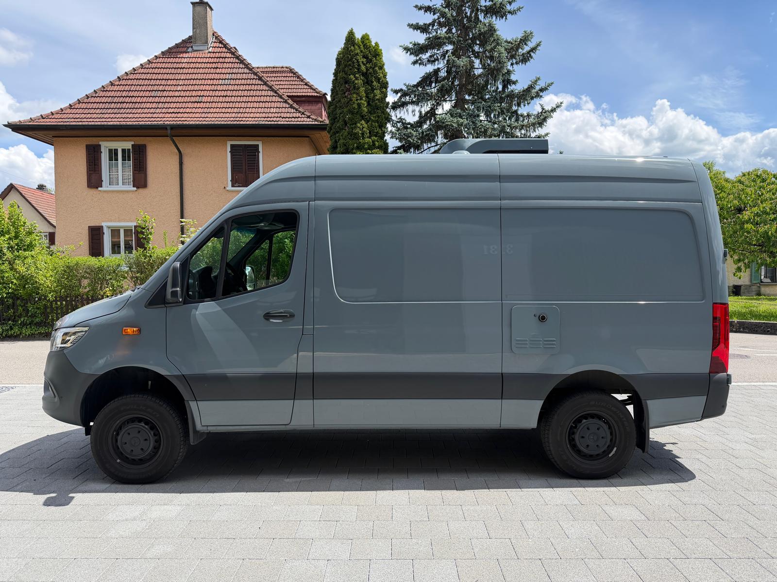 MERCEDES-BENZ 319 CDI