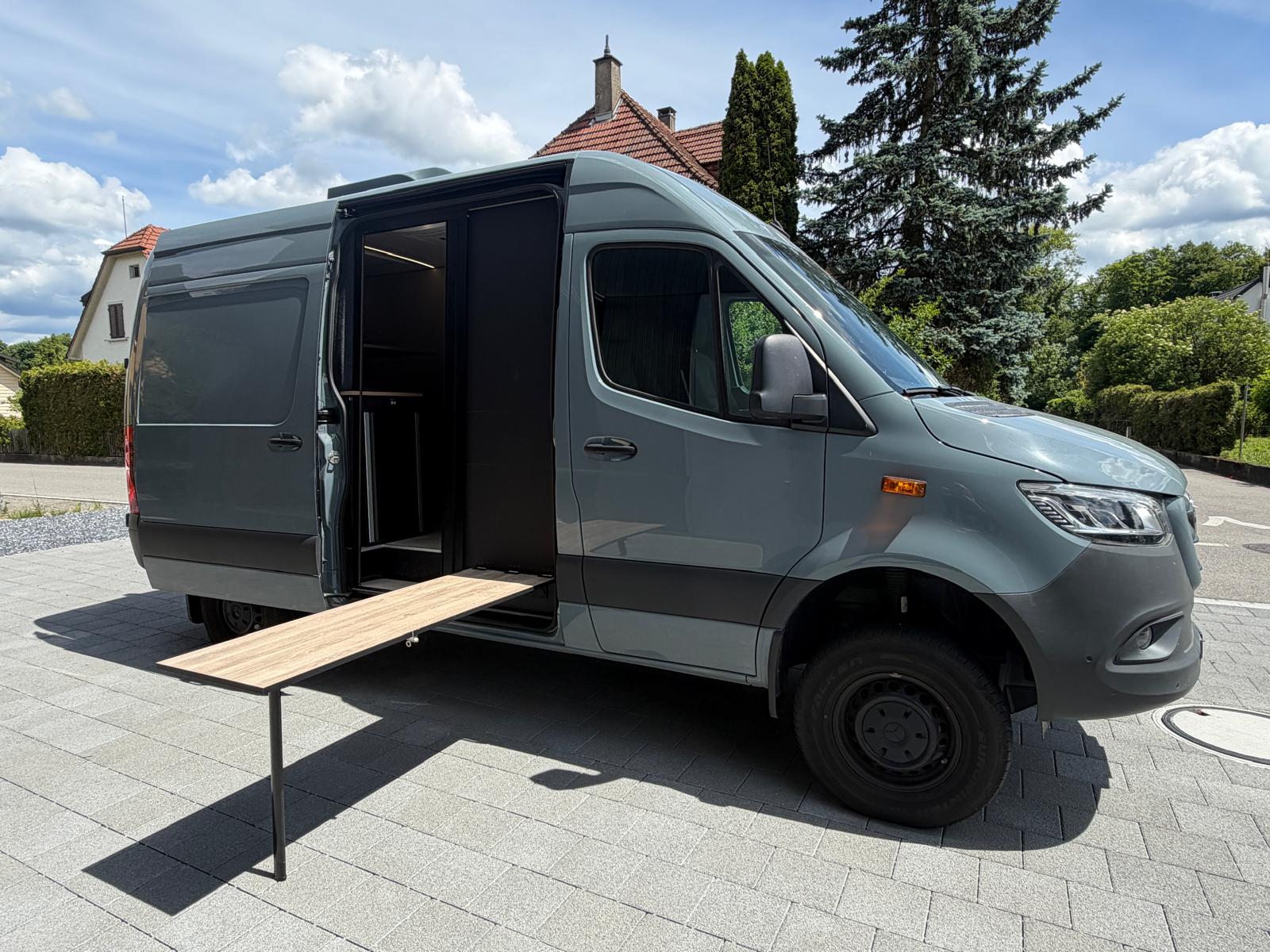 MERCEDES-BENZ 319 CDI-image-4