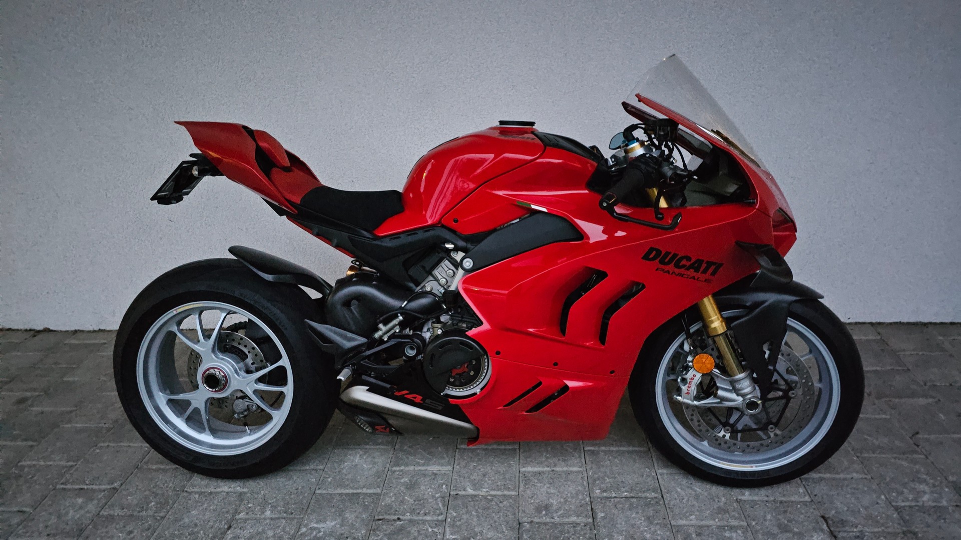 DUCATI S