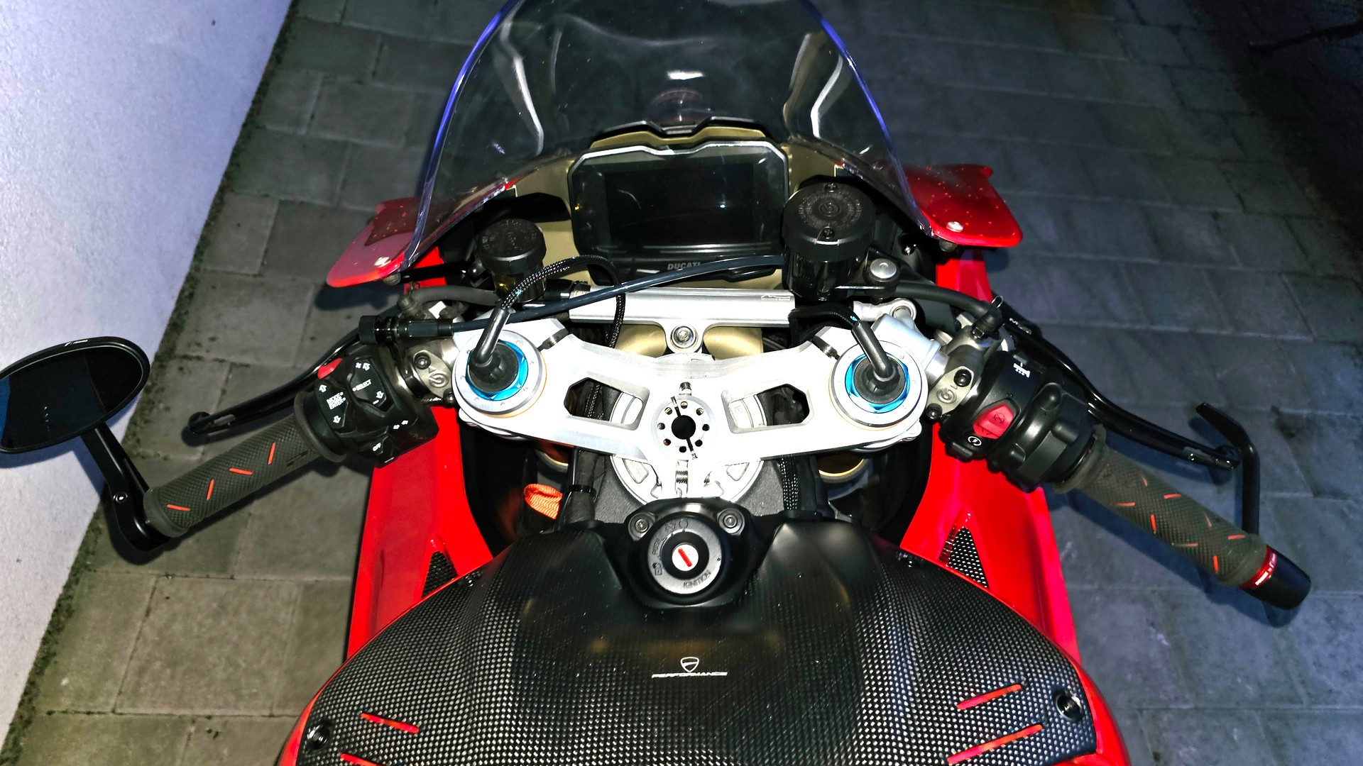 DUCATI S-image-4