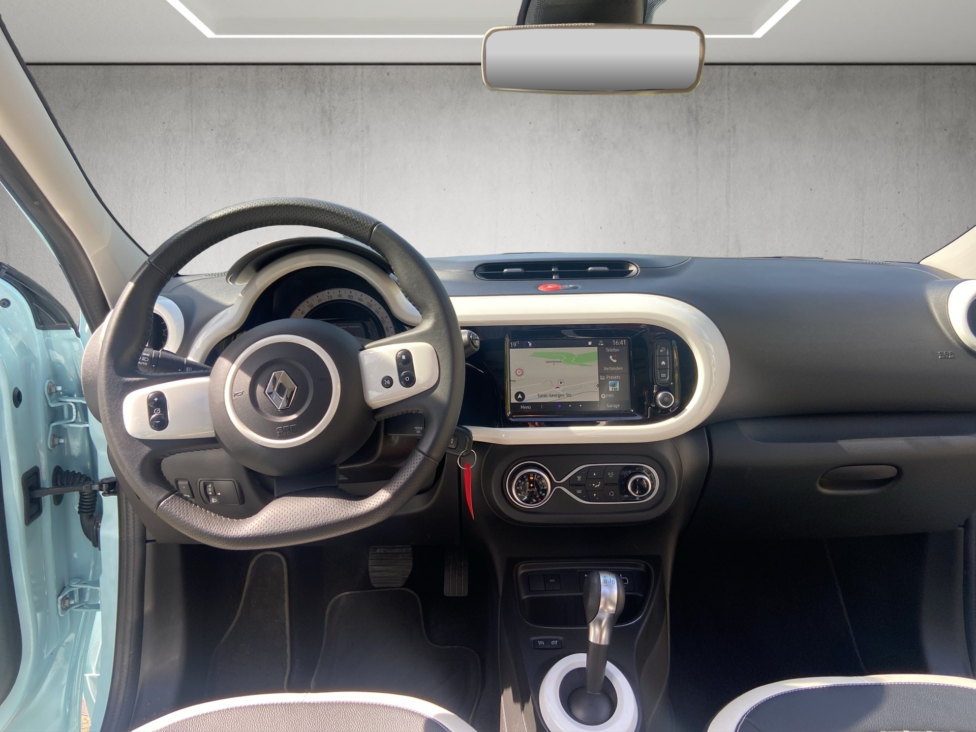 RENAULT Twingo Electric Techno-image-7