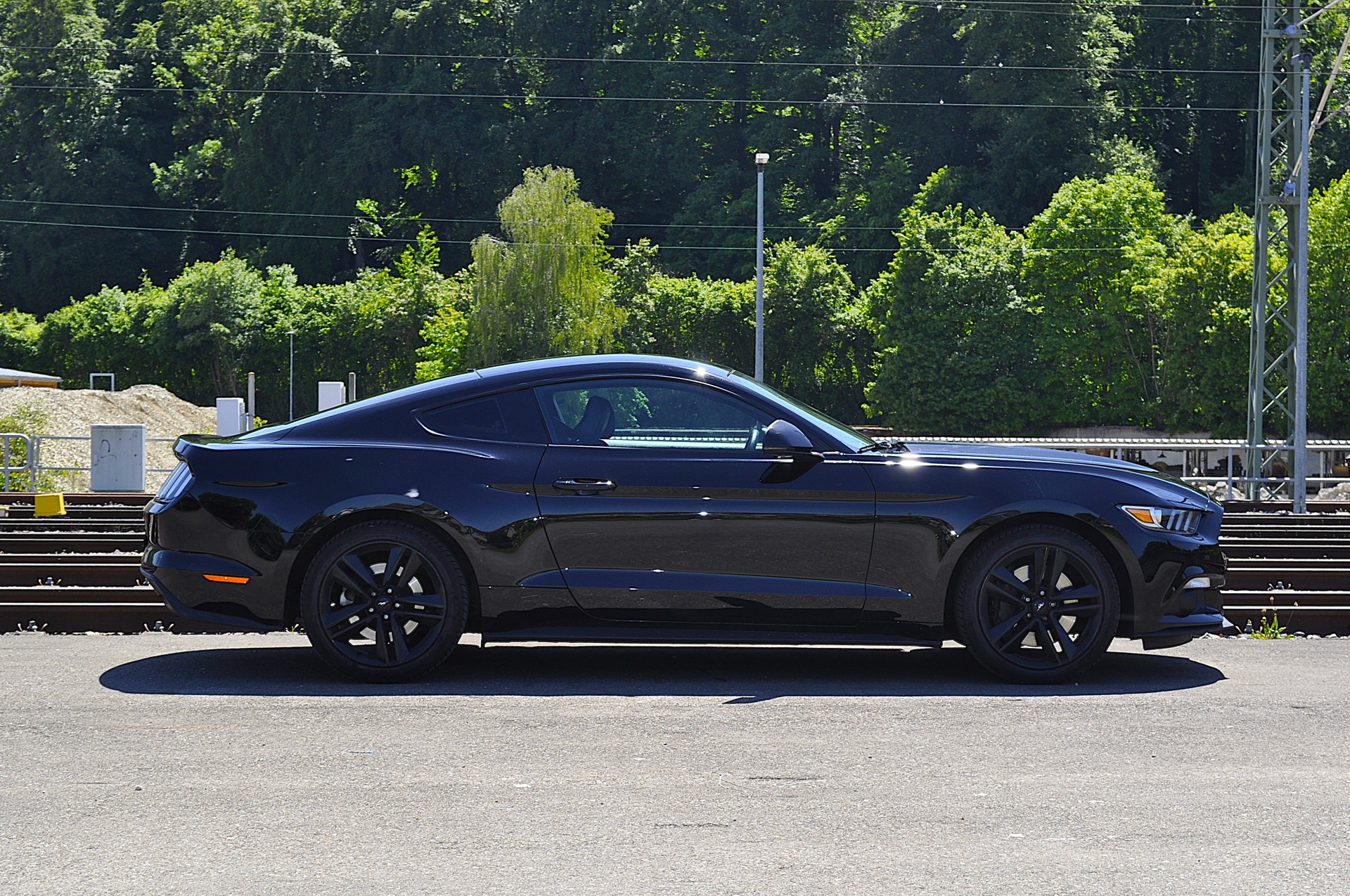 FORD Mustang Fastback 2.3-image-5
