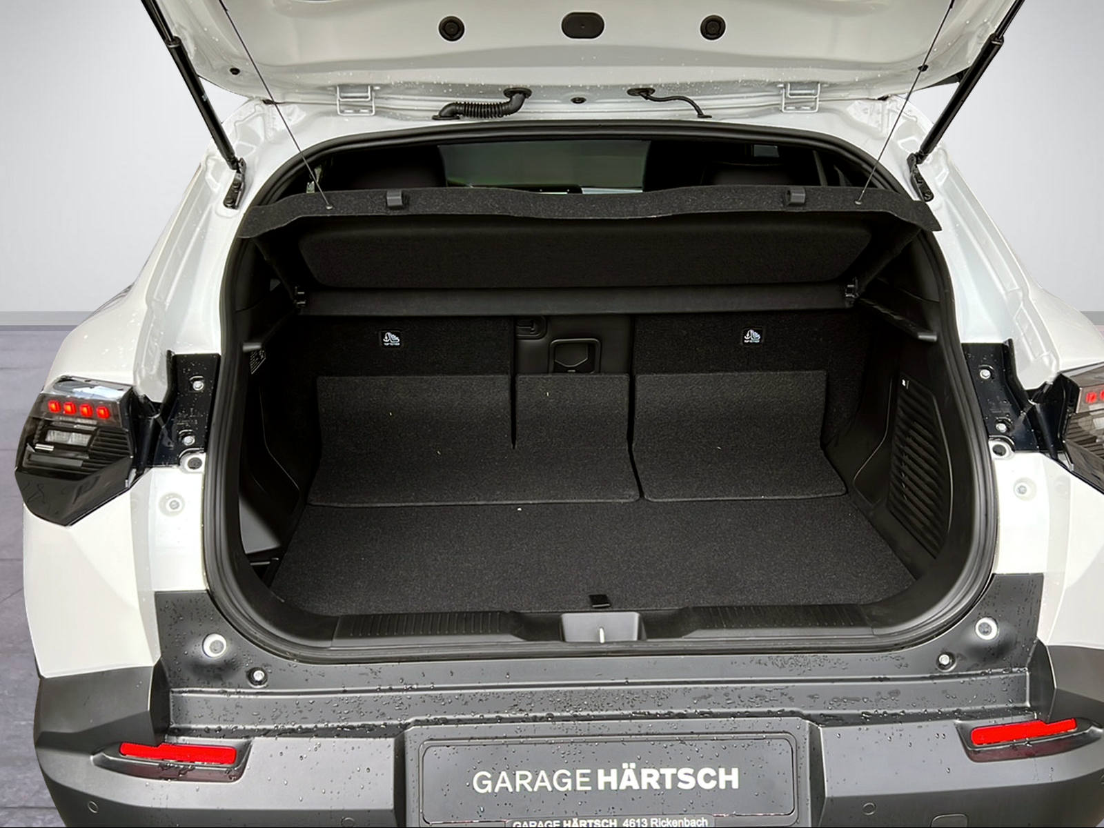 TOYOTA Urban Cruiser Premium AWD-image-5