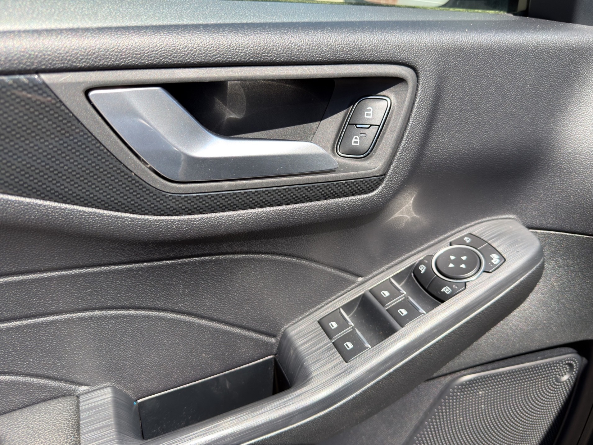 FORD Kuga 2.5 PHEV ST-Line X 2WD-image-25
