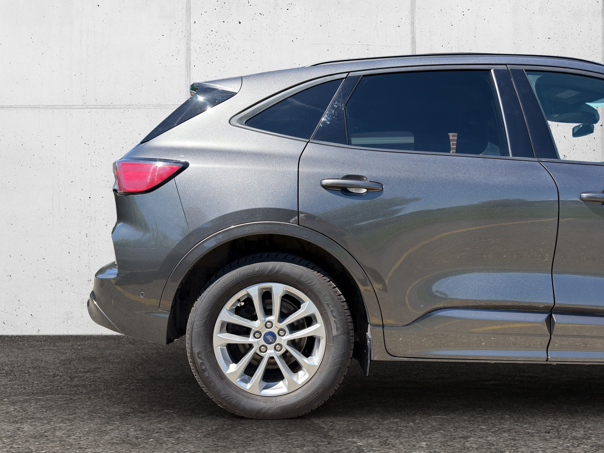 FORD Kuga 2.5 PHEV ST-Line X 2WD-image-8