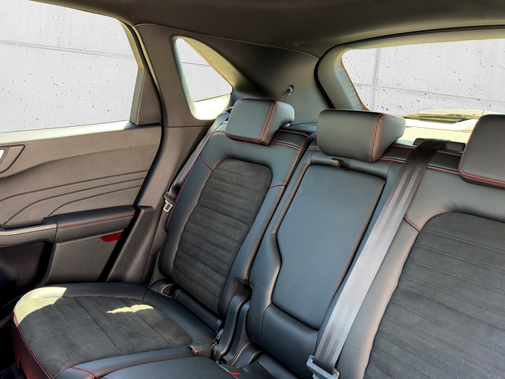 FORD Kuga 2.5 PHEV ST-Line X 2WD-image-26