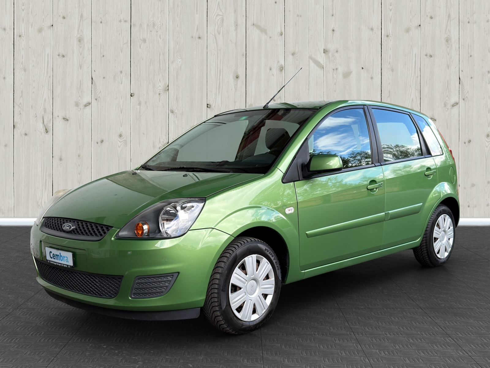 FORD Fiesta 1.4 16V Ghia-image-2