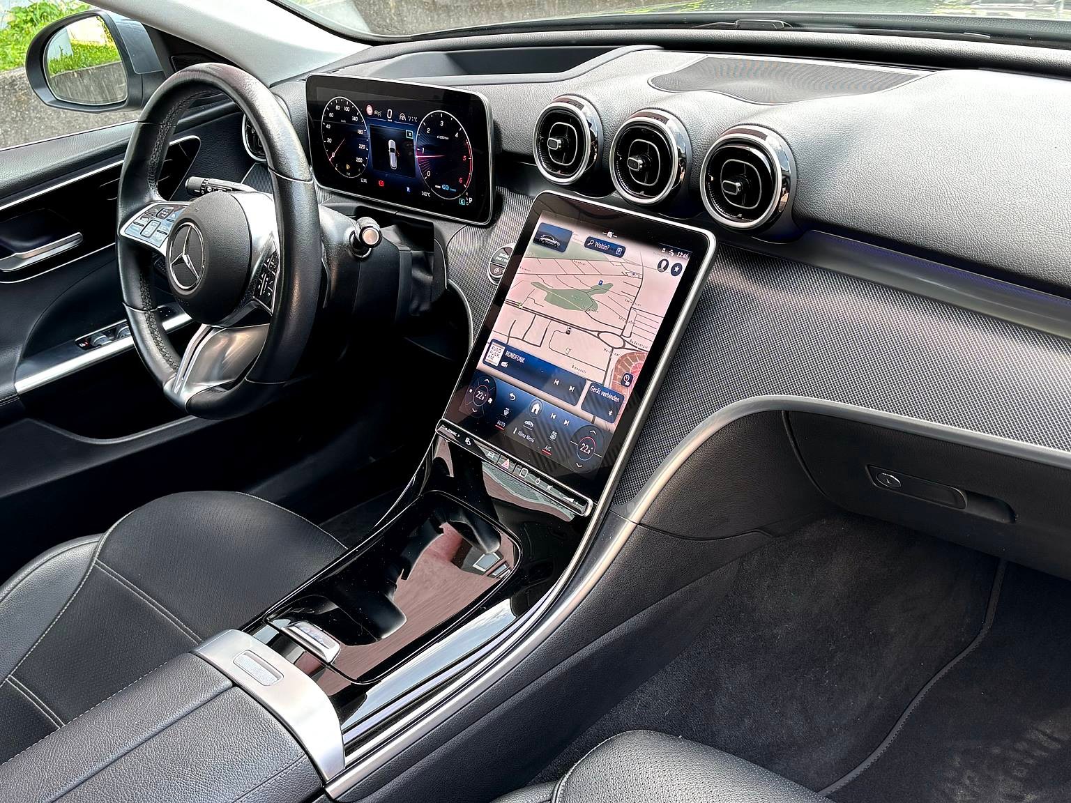 MERCEDES-BENZ C 220 d T Avantgarde 4Matic 9G-Tronic-image-4