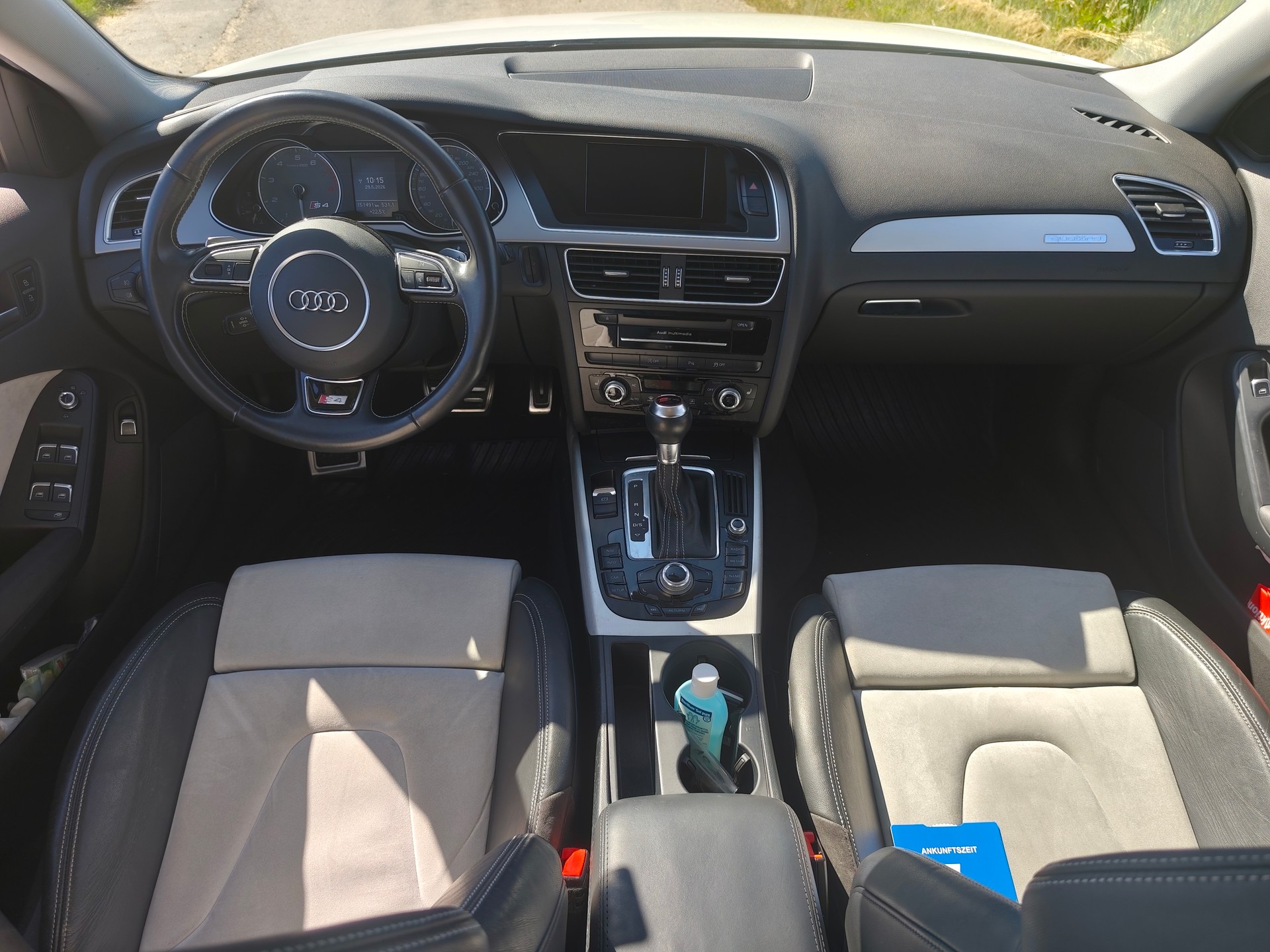 AUDI S4 Avant 3.0 TFSI quattro S-tronic-image-11
