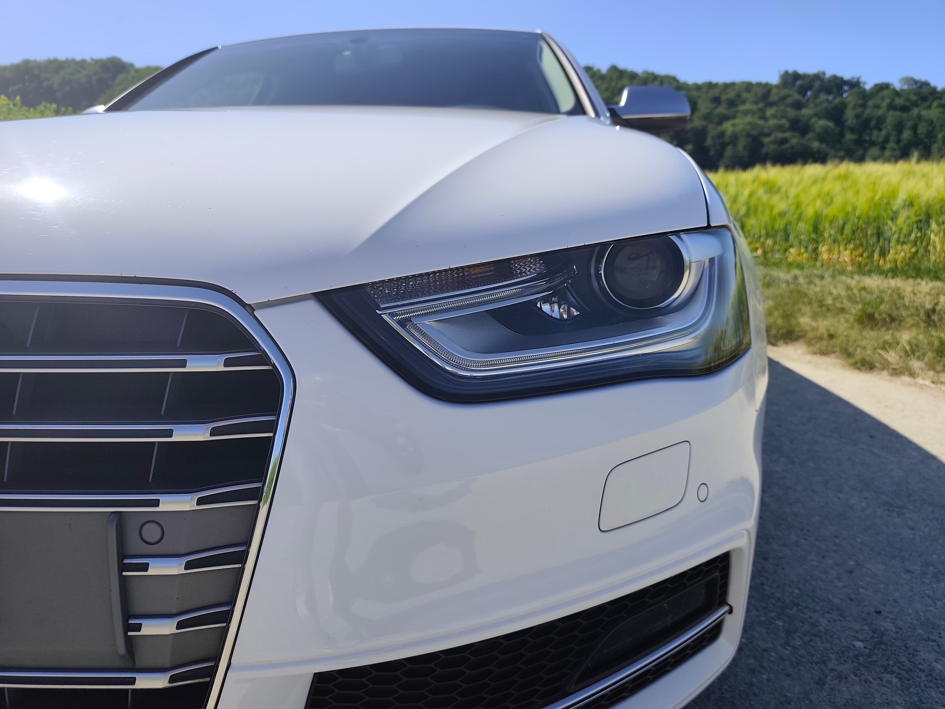 AUDI S4 Avant 3.0 TFSI quattro S-tronic-image-9