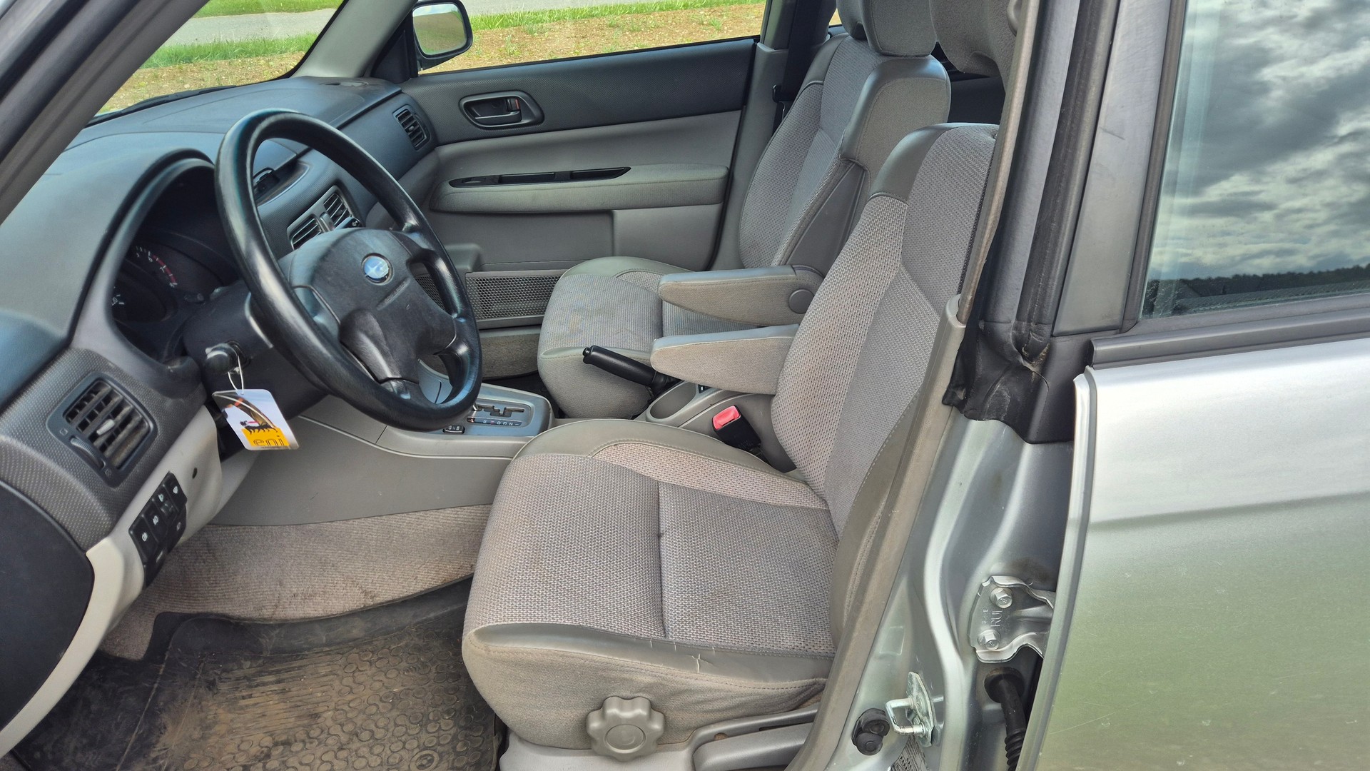 SUBARU Forester 2.0X Comfort Automatic-image-4