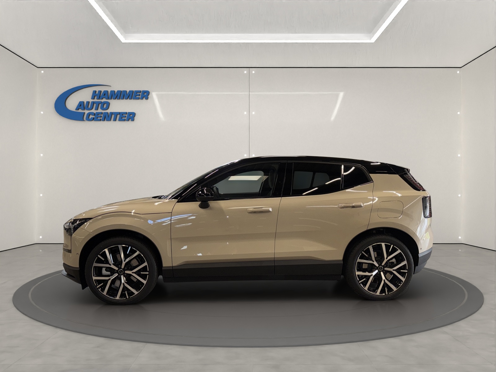 VOLVO EX30 P8 Ultra AWD-image-1