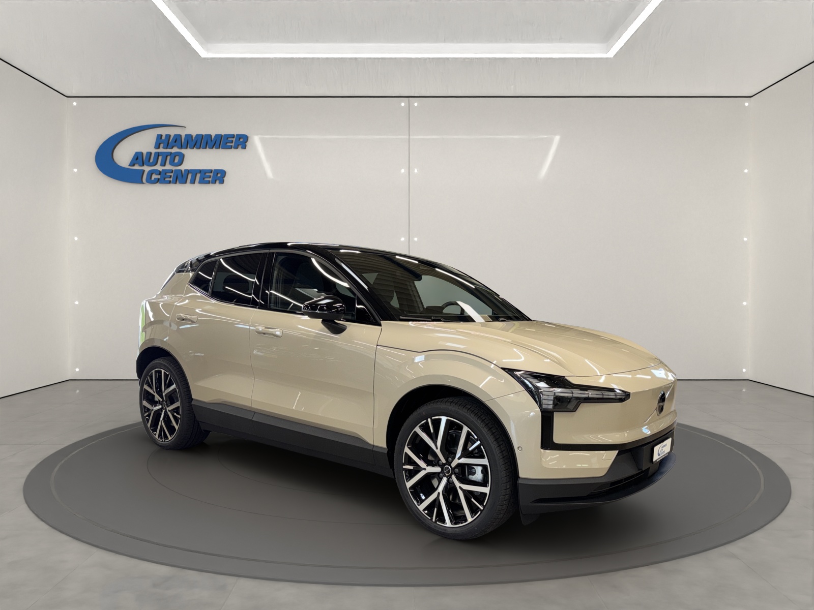 VOLVO EX30 P8 Ultra AWD-image-5