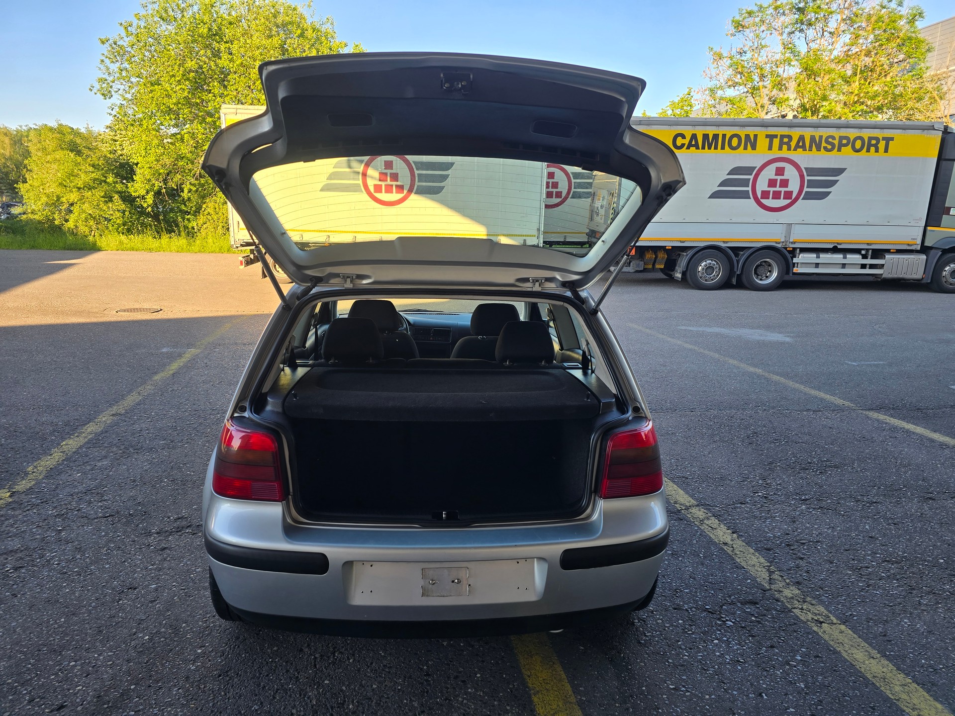 VW Golf 1.6 16V-image-6