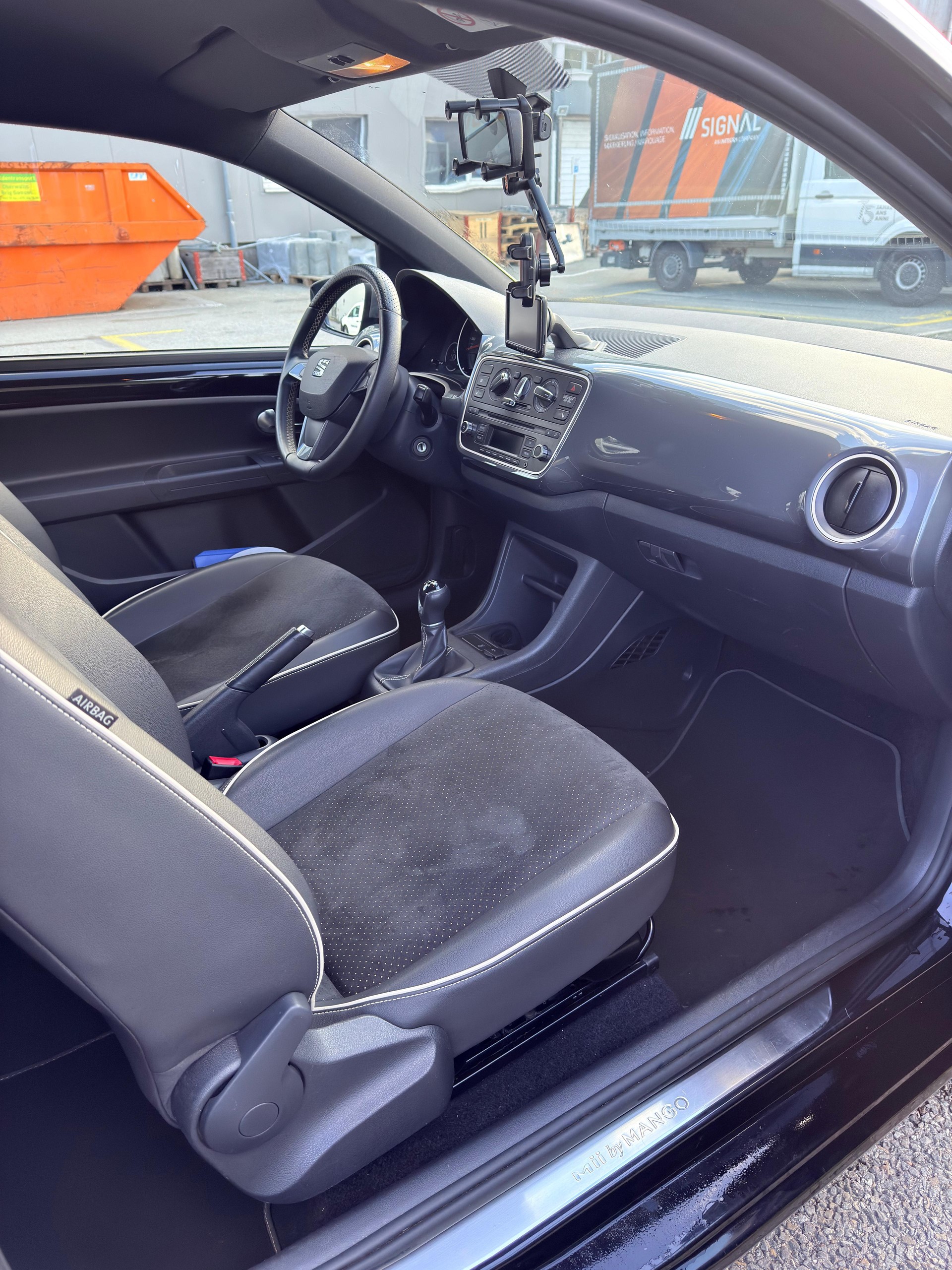 SEAT 1.0 MPI 60 by Mango-image-3