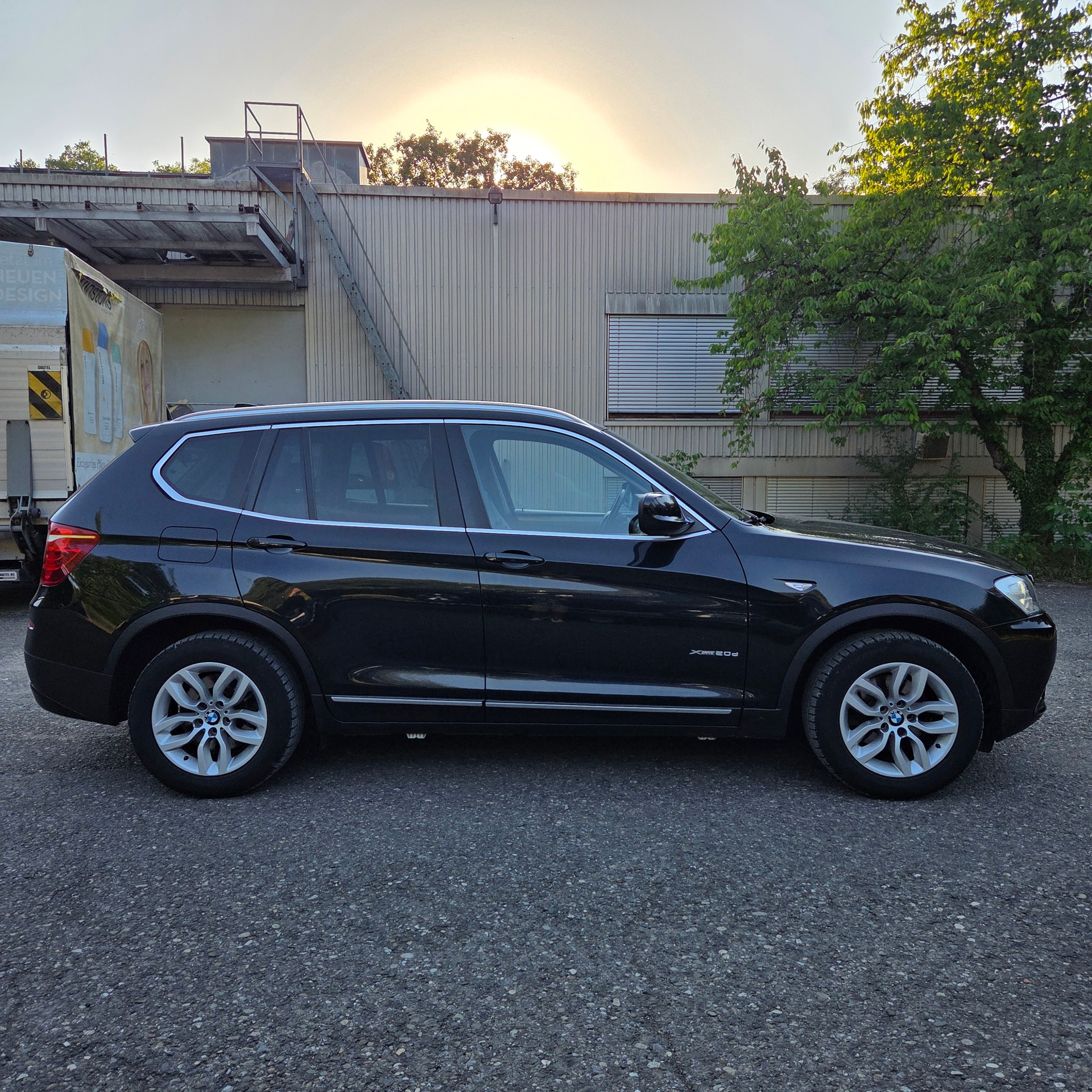 BMW X3 xDrive 20d-image-4