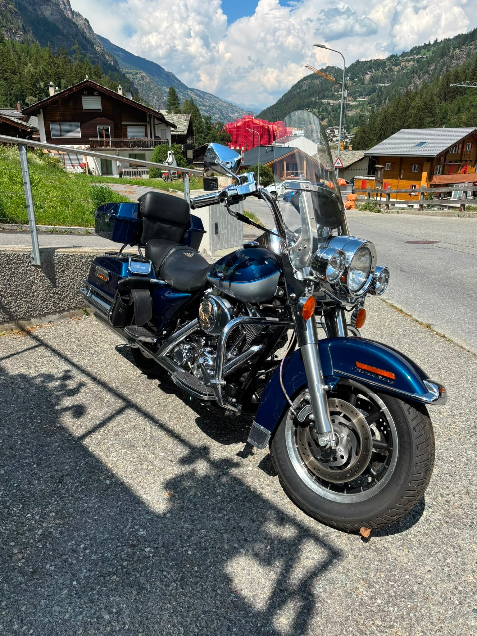 HARLEY-DAVIDSON FLH-image-2