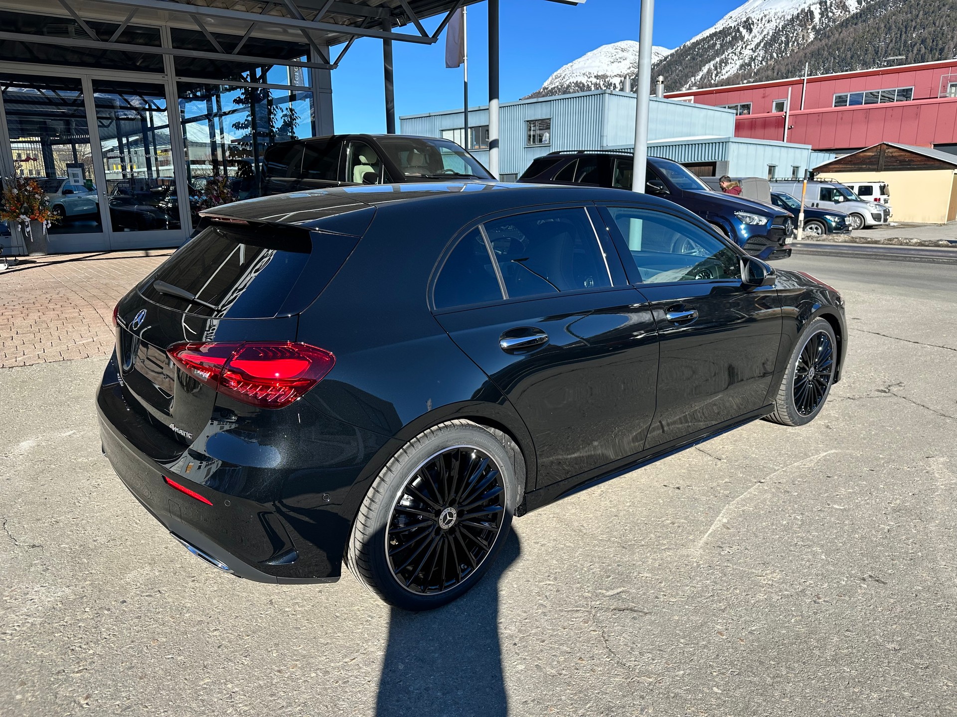 MERCEDES-BENZ A 250 AMG Line 4Matic-image-8