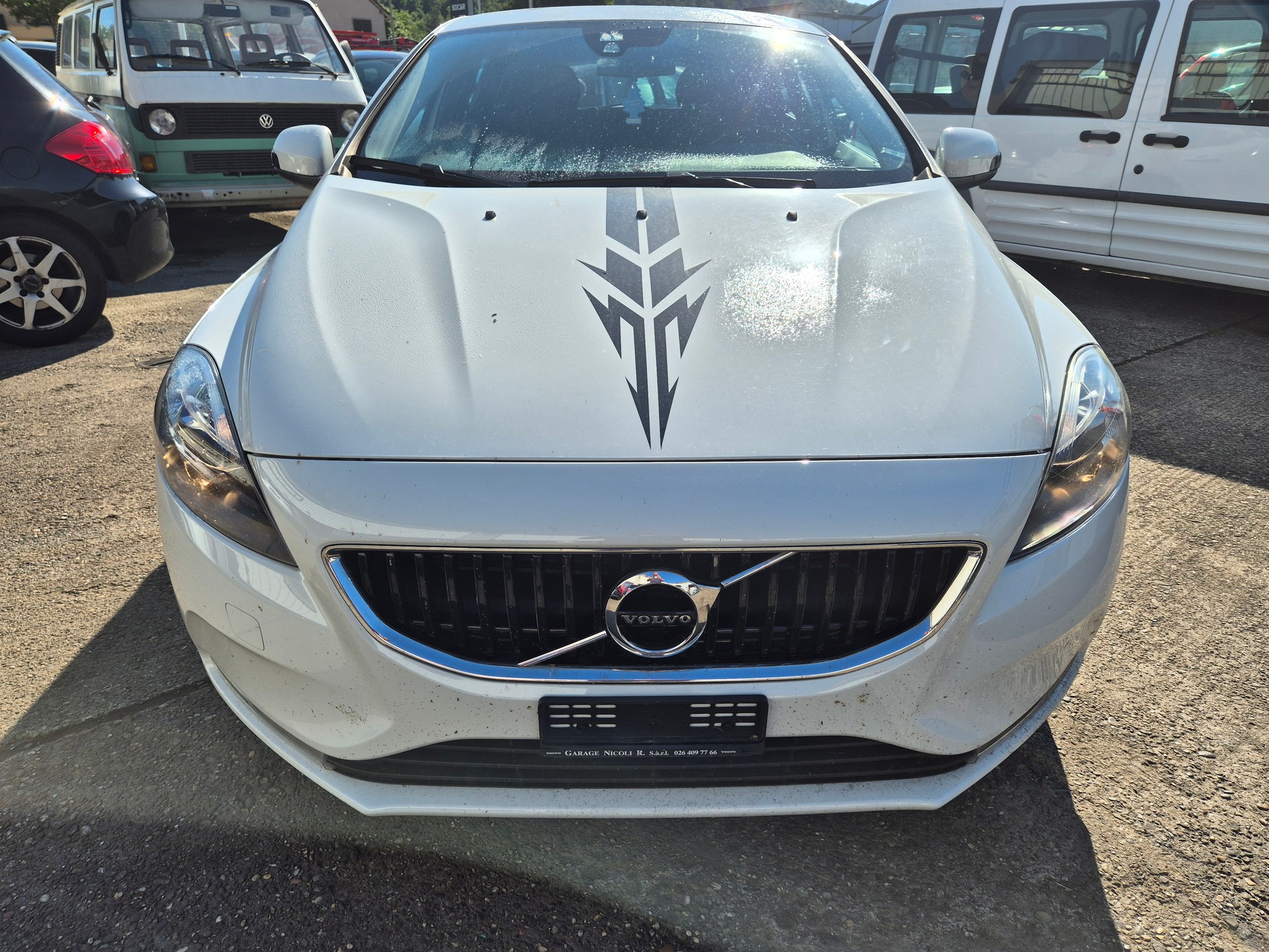 VOLVO V40 D3 Momentum
