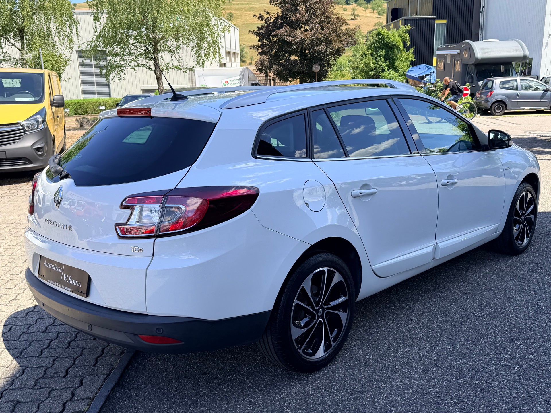 RENAULT Mégane Grandtour 1.2 16V Turbo Swiss Edition-showroom-element-2