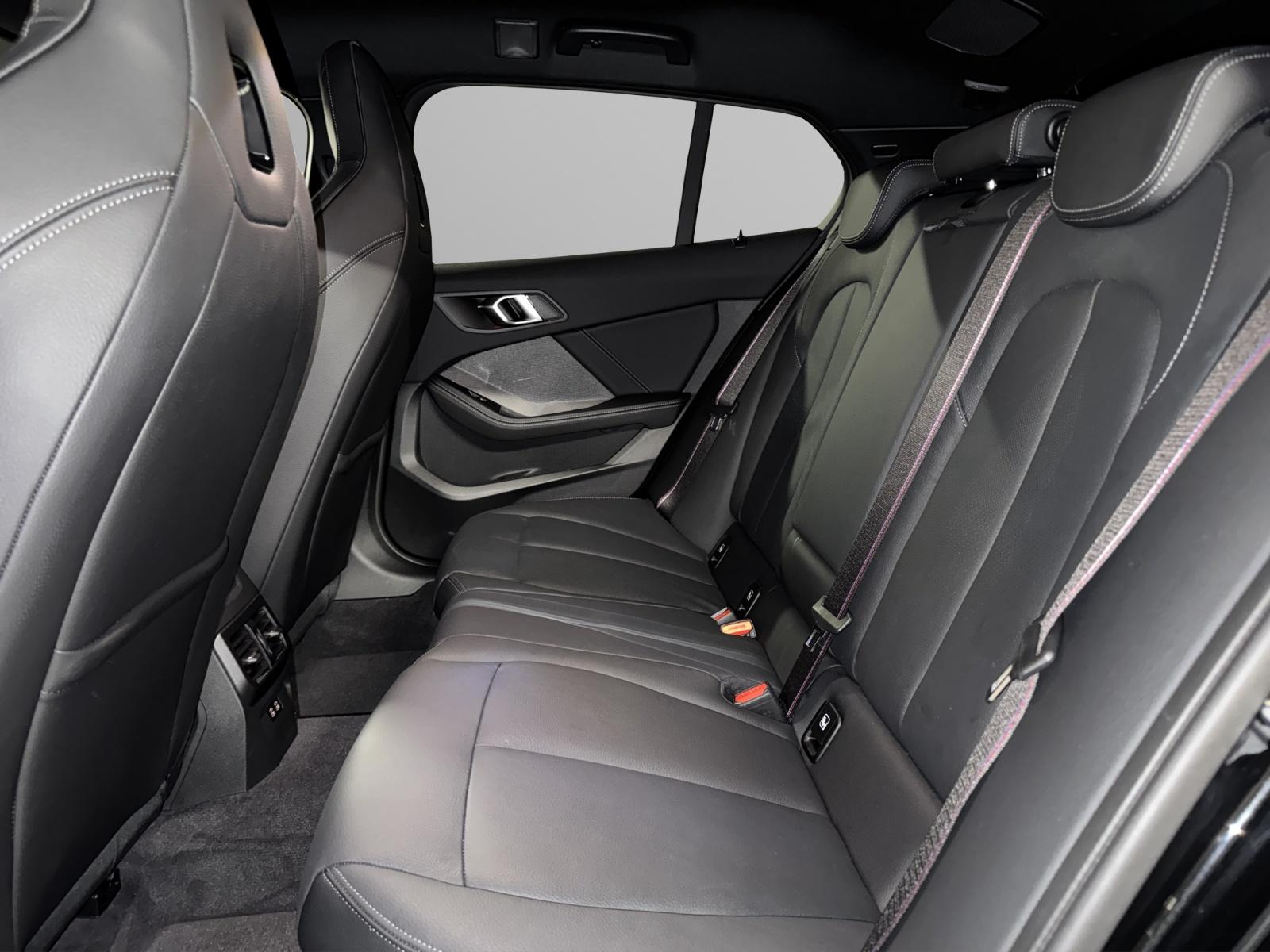 BMW M135i xDrive-image-8