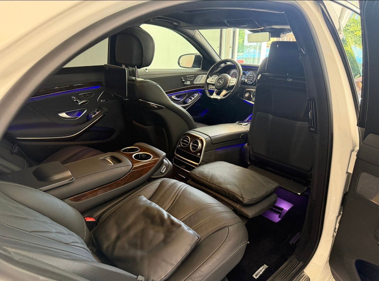MERCEDES-BENZ S 65 V12 AMG lang-image-14