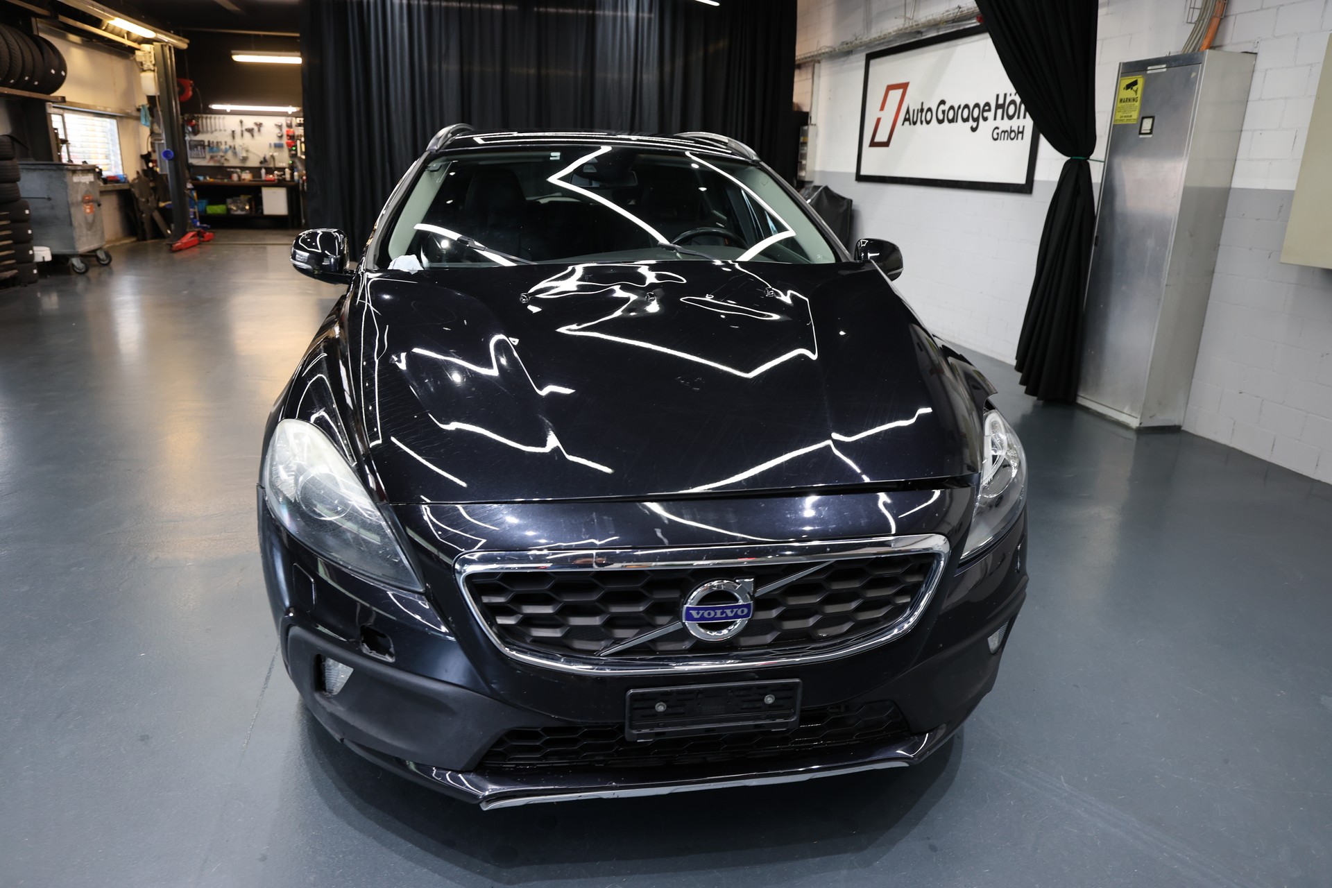 VOLVO V40 Cross Country T5 AWD Summum Geartronic-image-6